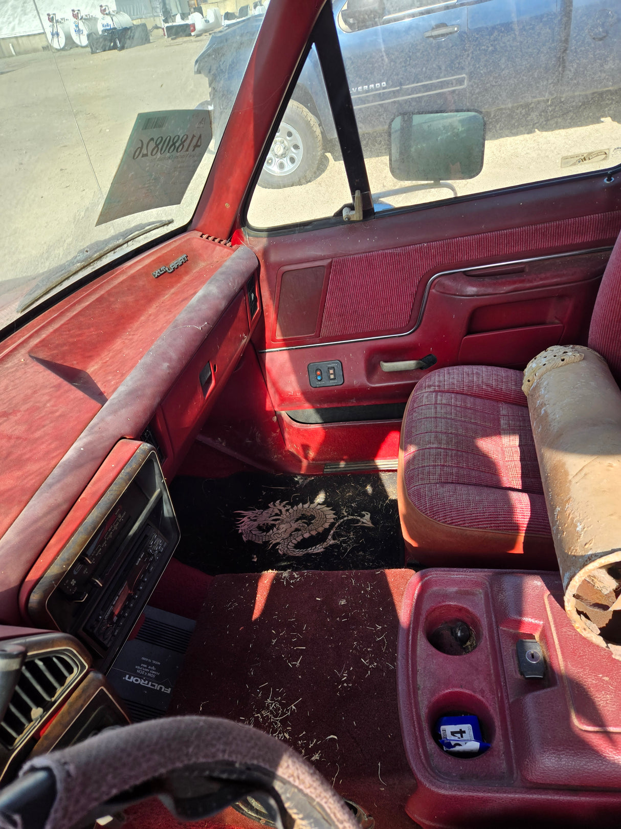 1991 Ford F150 Extended Cab Short Bed Brick Nose - FULL PART OUT