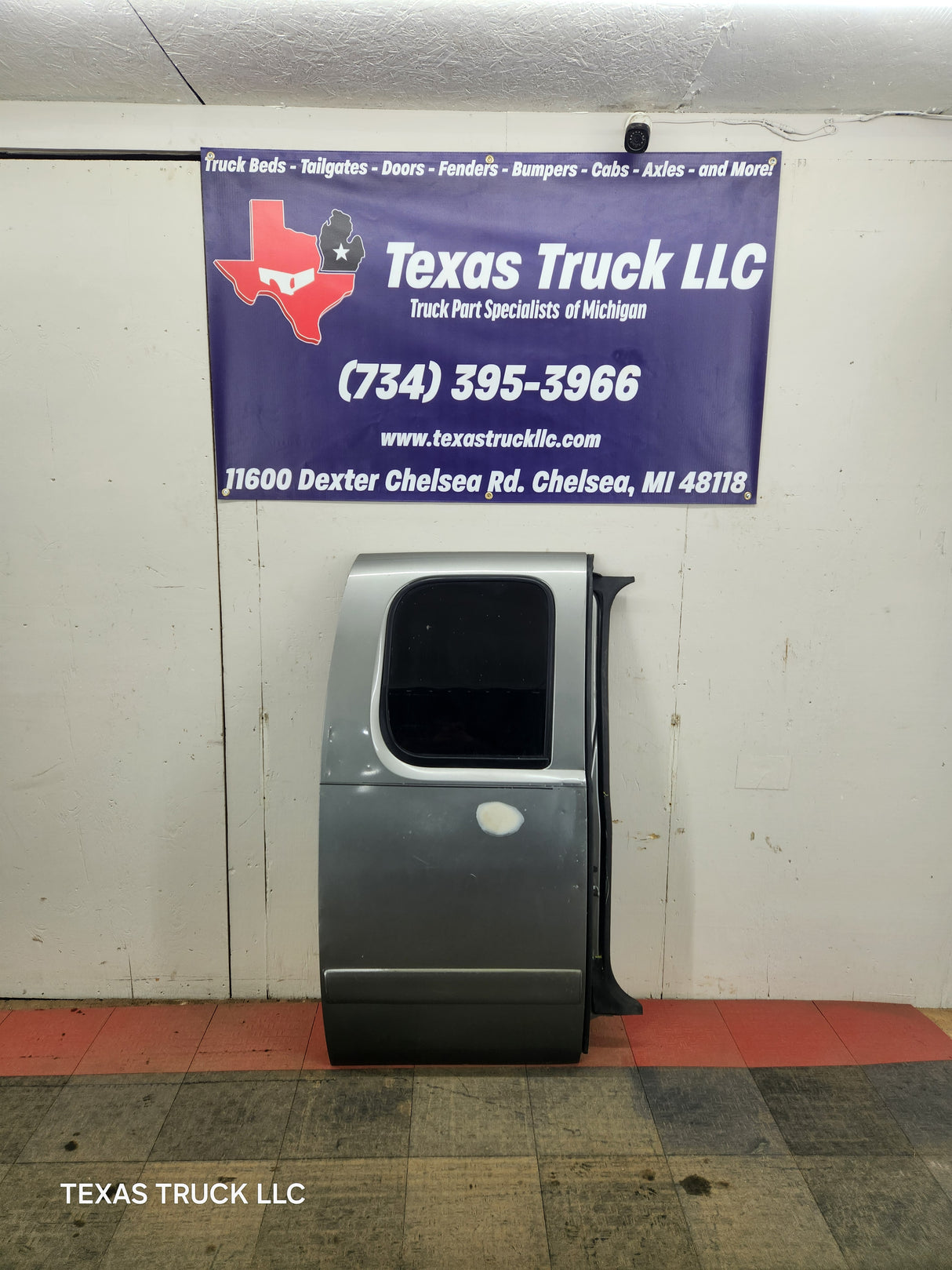 2007-2013 Chevrolet Silverado / GMC Sierra 1500 2500 3500 HD Extended Cab RH Rear Passenger Side Door