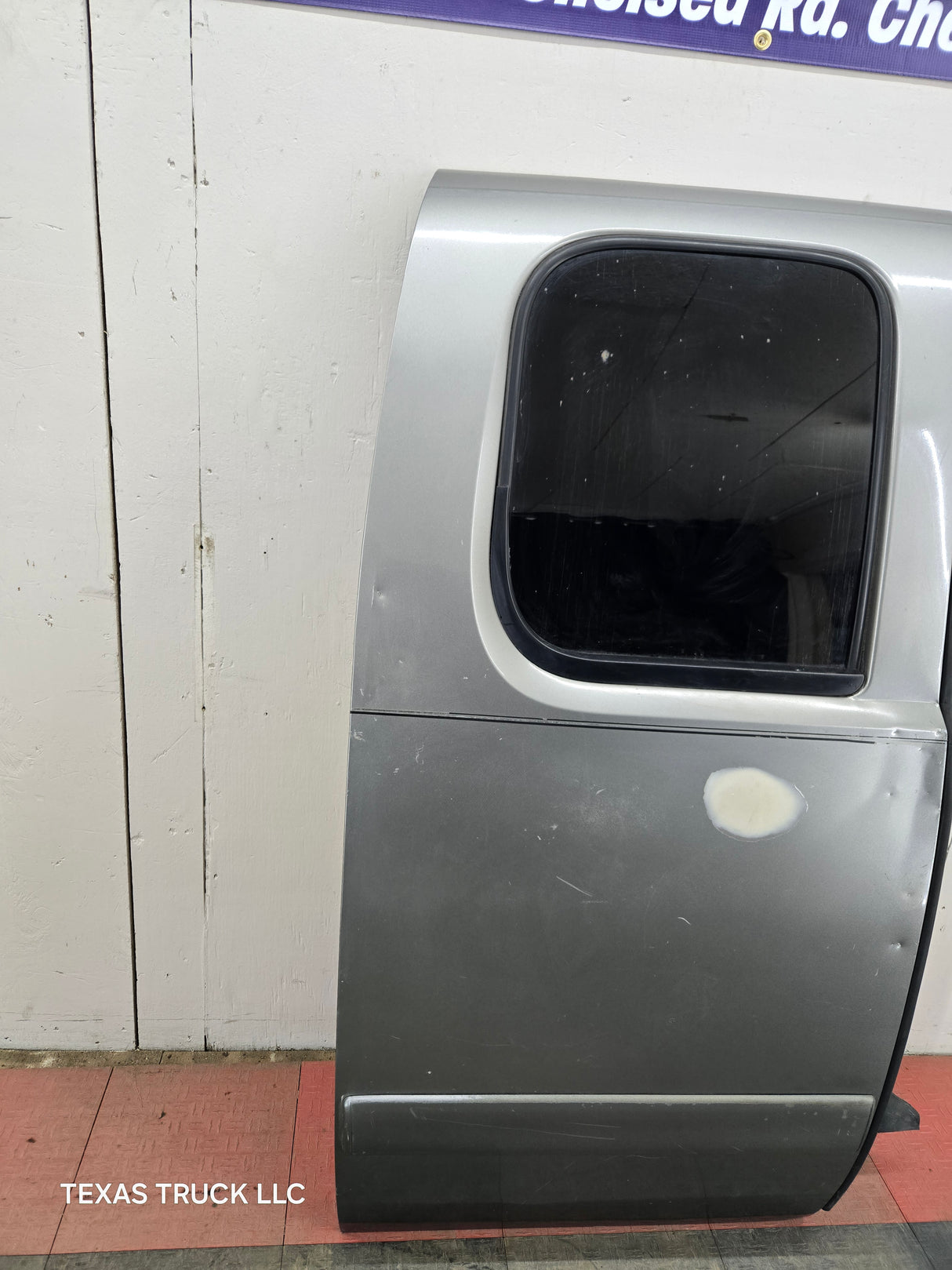 2007-2013 Chevrolet Silverado / GMC Sierra 1500 2500 3500 HD Extended Cab RH Rear Passenger Side Door