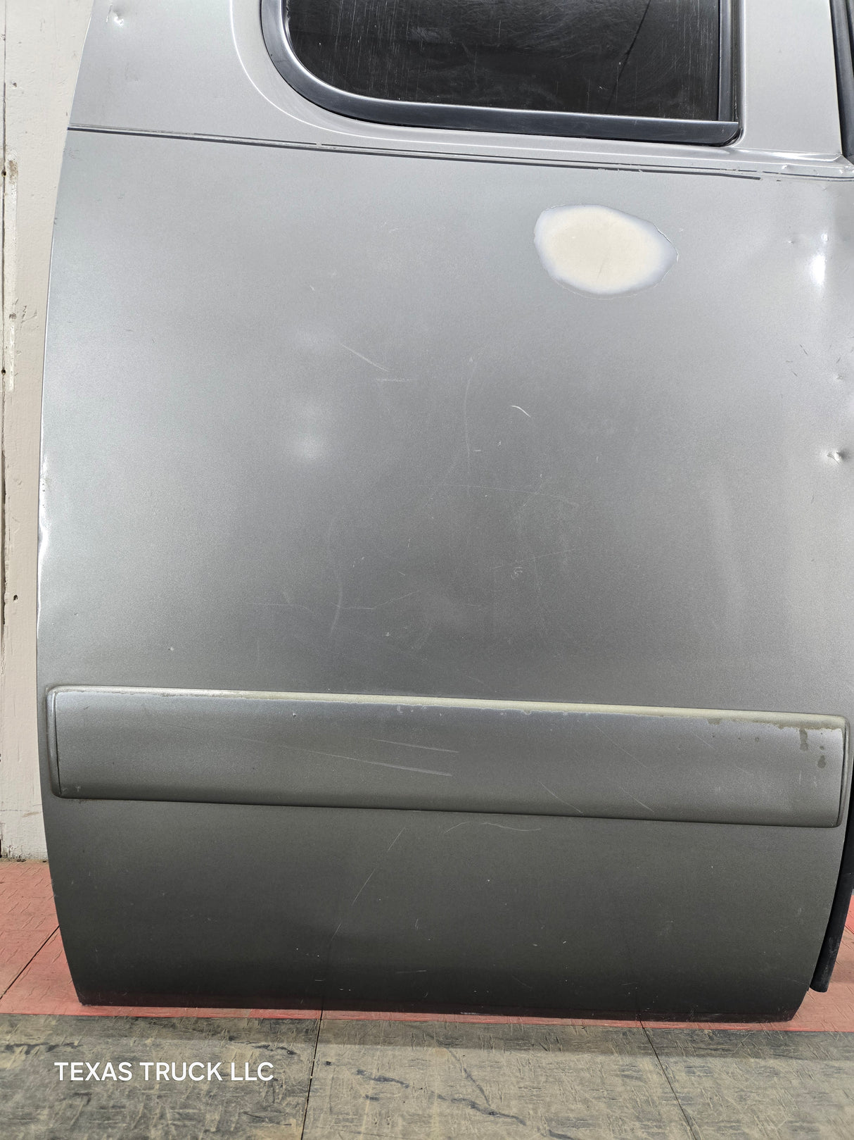 2007-2013 Chevrolet Silverado / GMC Sierra 1500 2500 3500 HD Extended Cab RH Rear Passenger Side Door