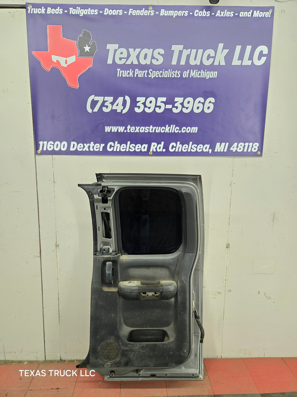 2007-2013 Chevrolet Silverado / GMC Sierra 1500 2500 3500 HD Extended Cab RH Rear Passenger Side Door