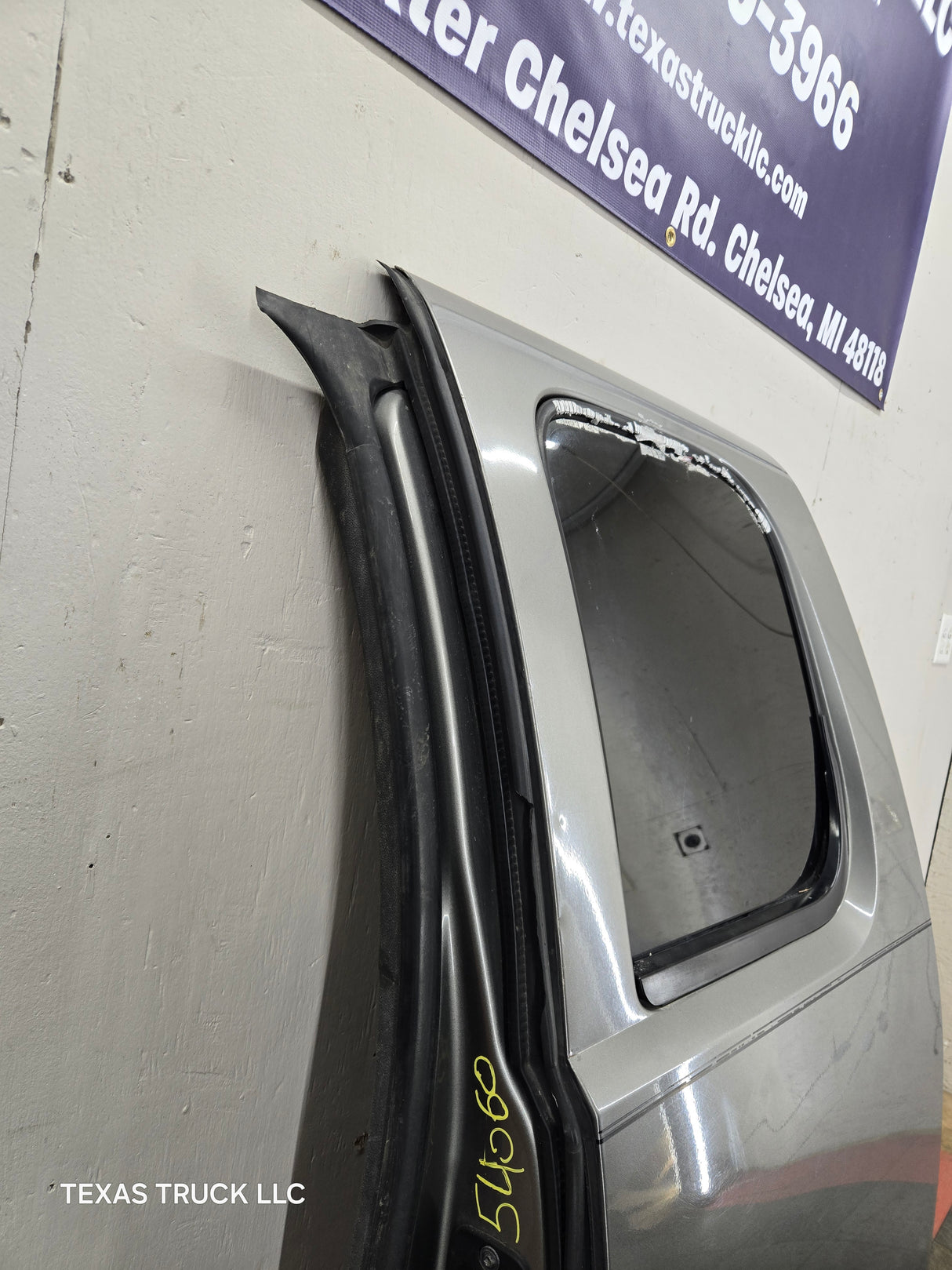 2007-2013 Chevrolet Silverado / GMC Sierra 1500 2500 3500 HD Driver Side Extended Cab LH Rear Door