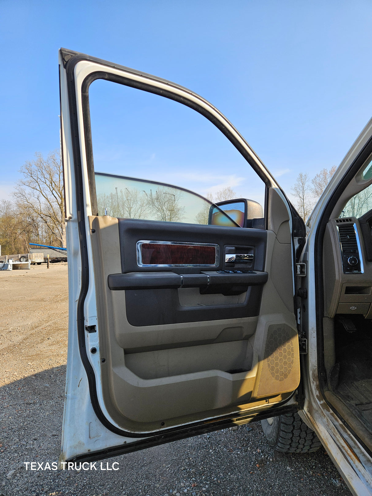 2010 Dodge Ram 1500 Crew Cab Short Bed 4th gen - FULL PART OUT