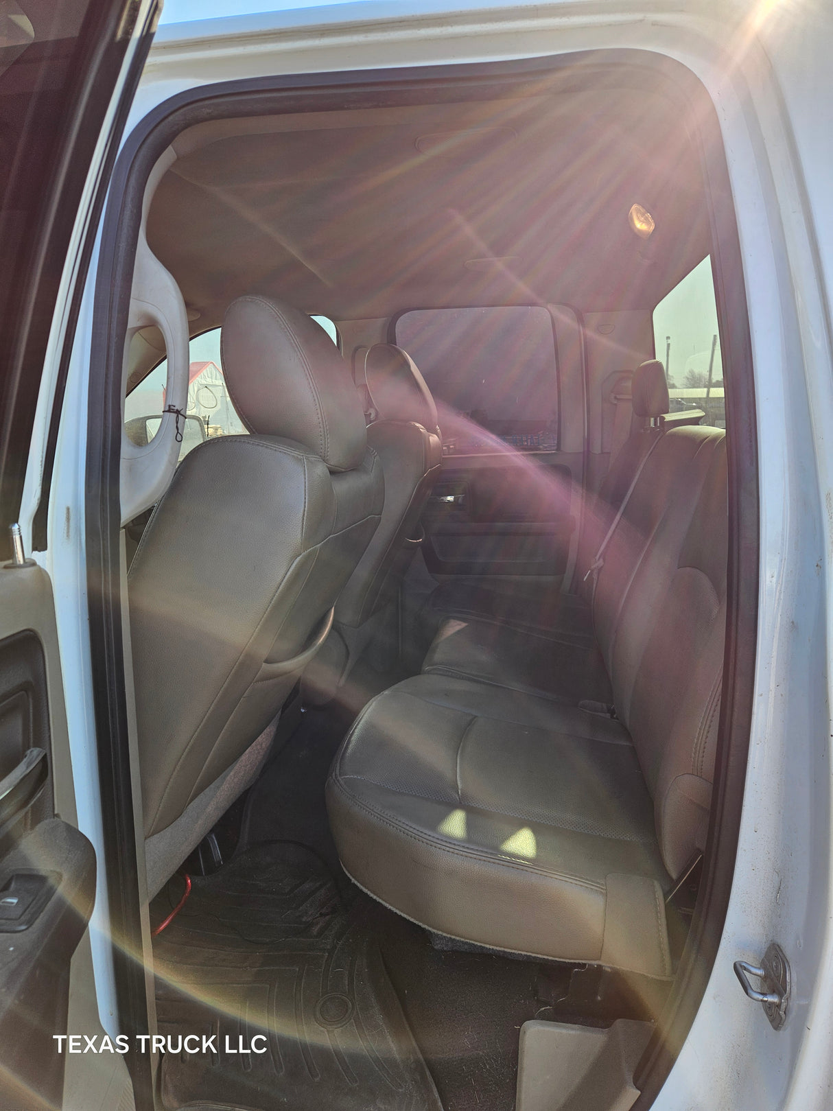 2010 Dodge Ram 1500 Crew Cab Short Bed 4th gen - FULL PART OUT