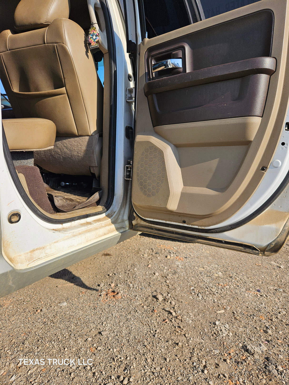 2010 Dodge Ram 1500 Crew Cab Short Bed 4th gen - FULL PART OUT