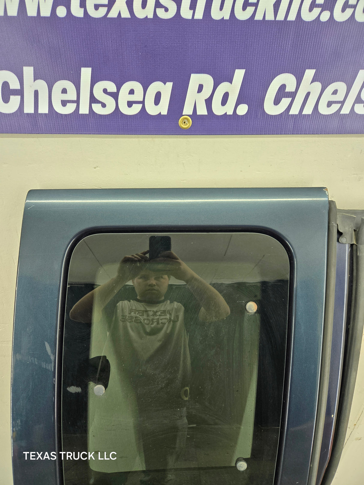 1999-2007 Ford Super Duty F250 F350 F450 F550 RH Extended Cab Passenger Rear Door