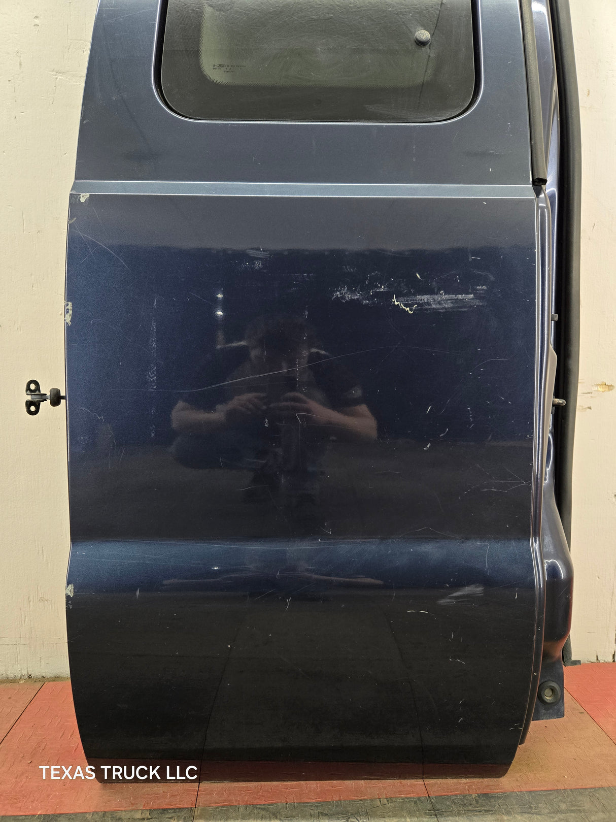 1999-2007 Ford Super Duty F250 F350 F450 F550 RH Extended Cab Passenger Rear Door