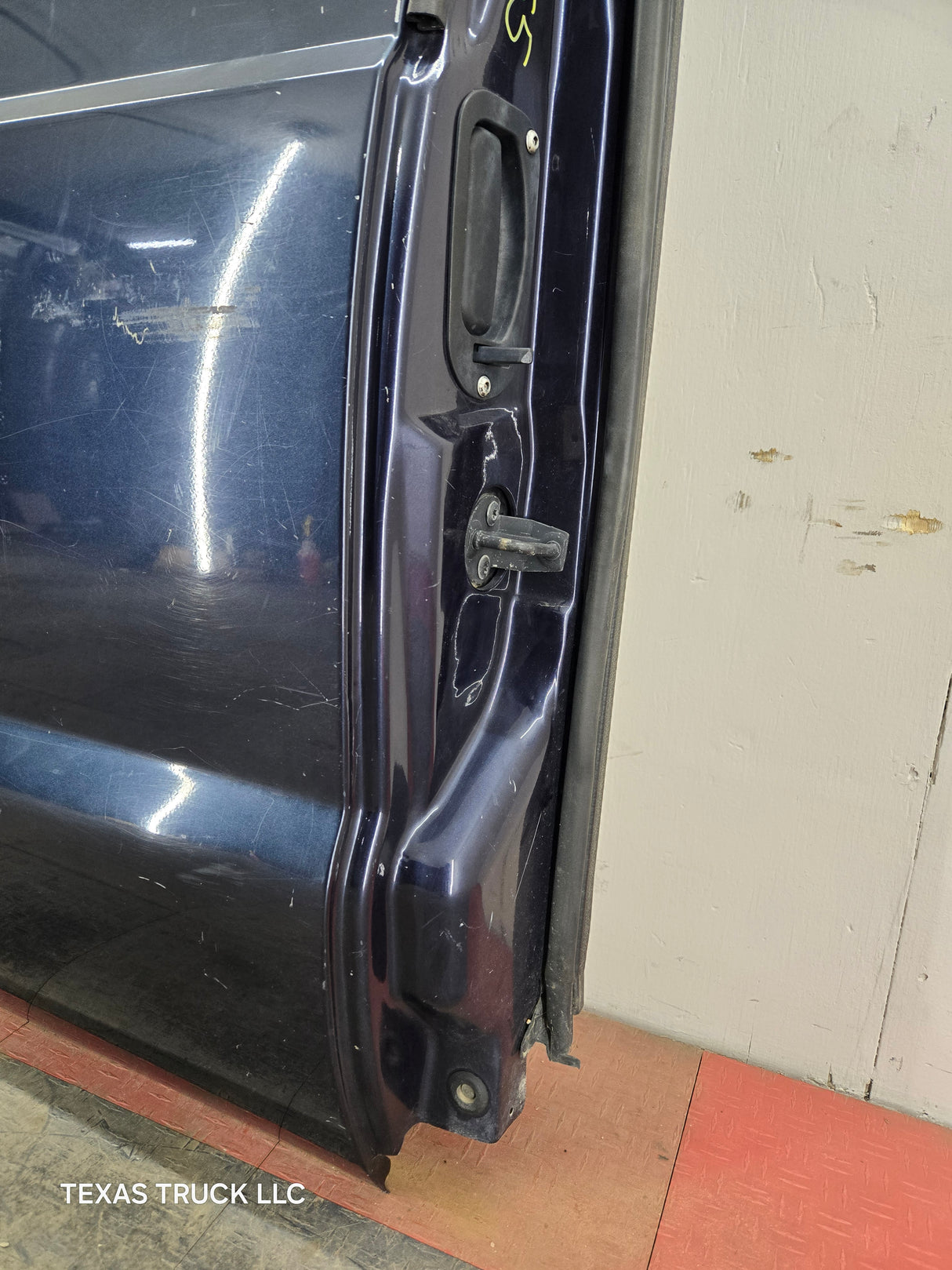 1999-2007 Ford Super Duty F250 F350 F450 F550 RH Extended Cab Passenger Rear Door