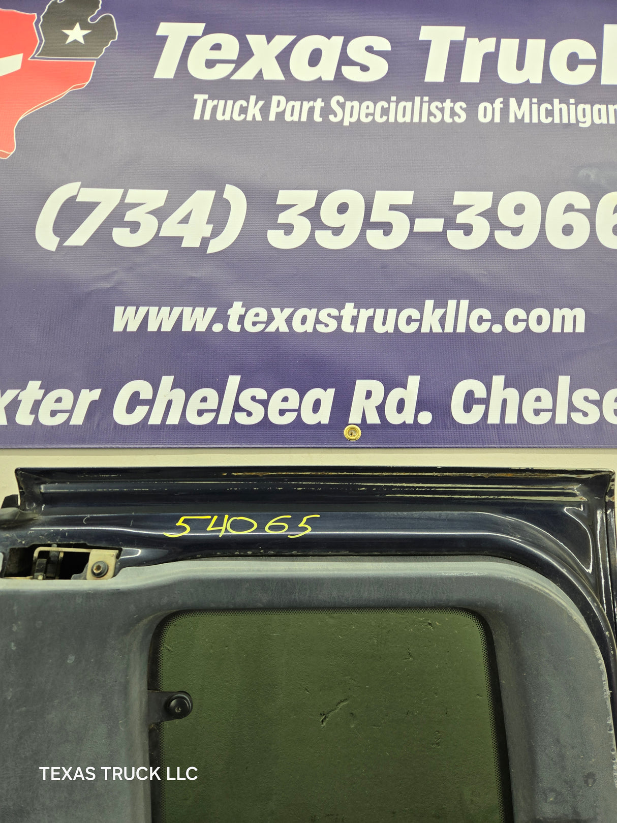 1999-2007 Ford Super Duty F250 F350 F450 F550 RH Extended Cab Passenger Rear Door