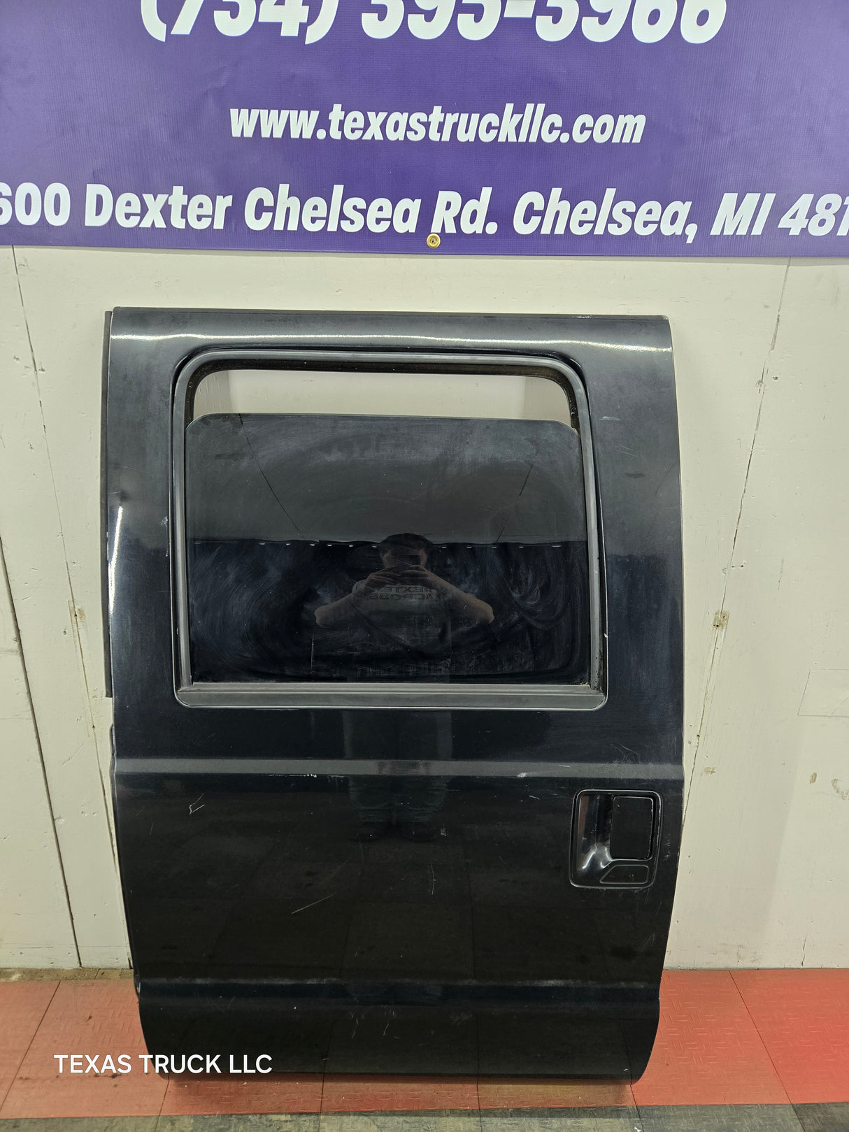 2008-2011 Ford Super Duty Driver Rear Door LH Crew Cab F250 F350 F450 F550