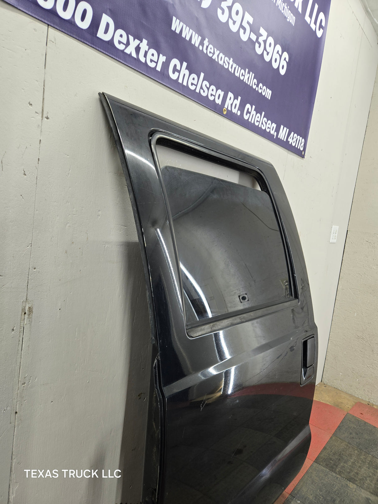 2008-2011 Ford Super Duty Driver Rear Door LH Crew Cab F250 F350 F450 F550