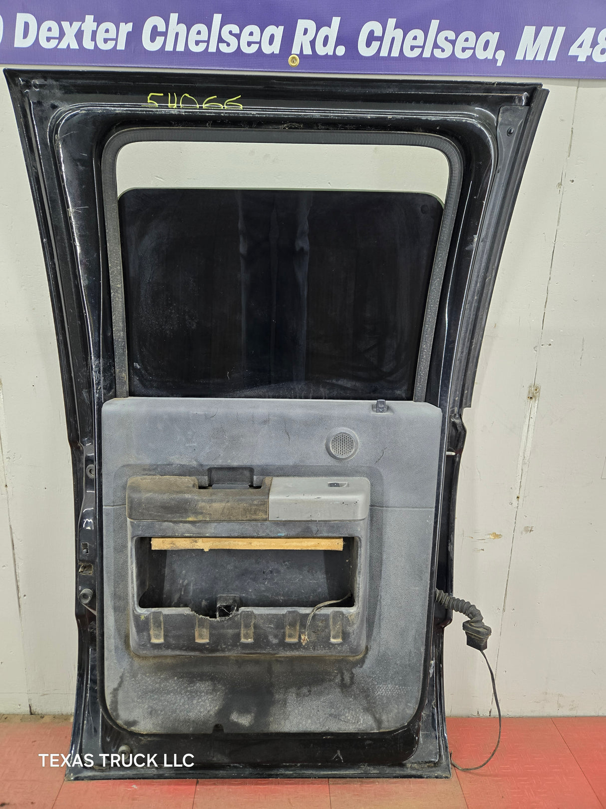 2008-2011 Ford Super Duty Driver Rear Door LH Crew Cab F250 F350 F450 F550