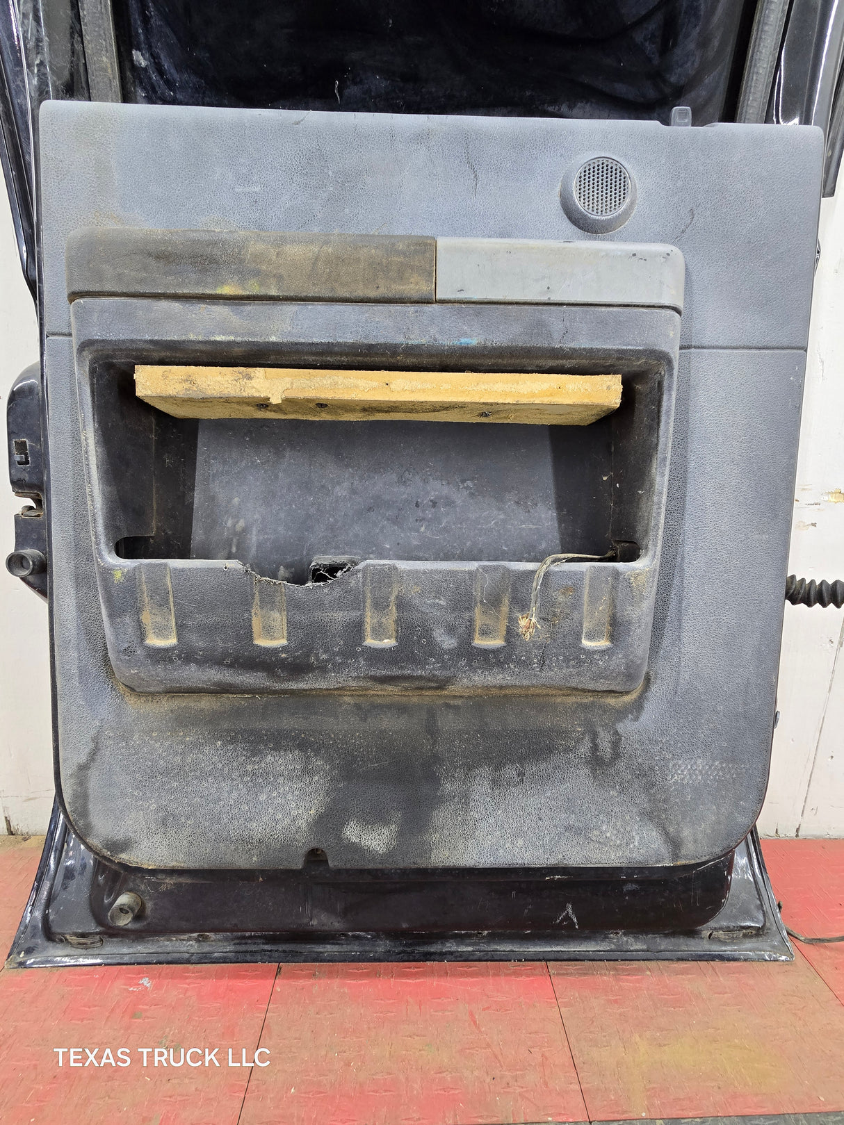 2008-2011 Ford Super Duty Driver Rear Door LH Crew Cab F250 F350 F450 F550