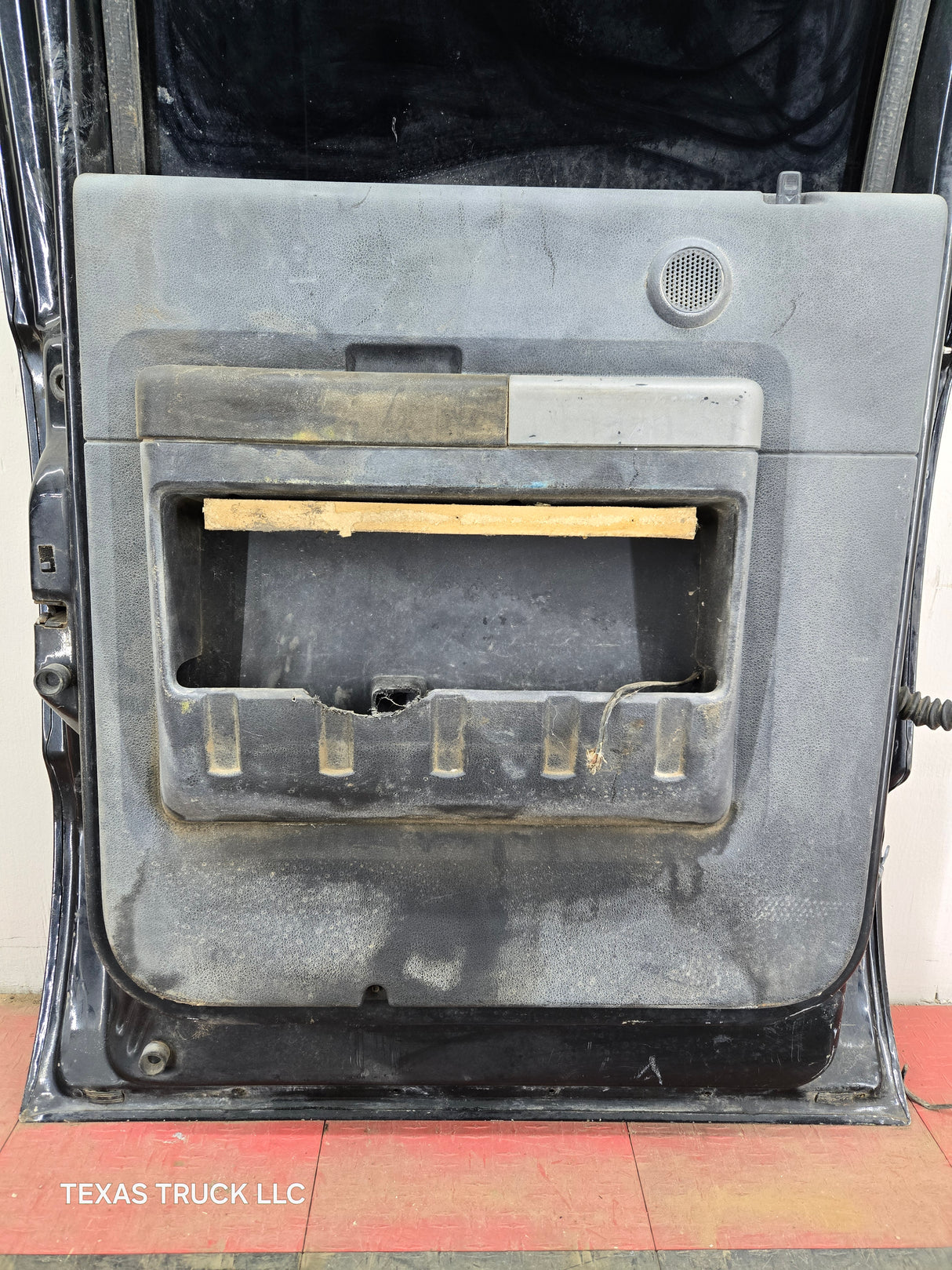 2008-2011 Ford Super Duty Driver Rear Door LH Crew Cab F250 F350 F450 F550
