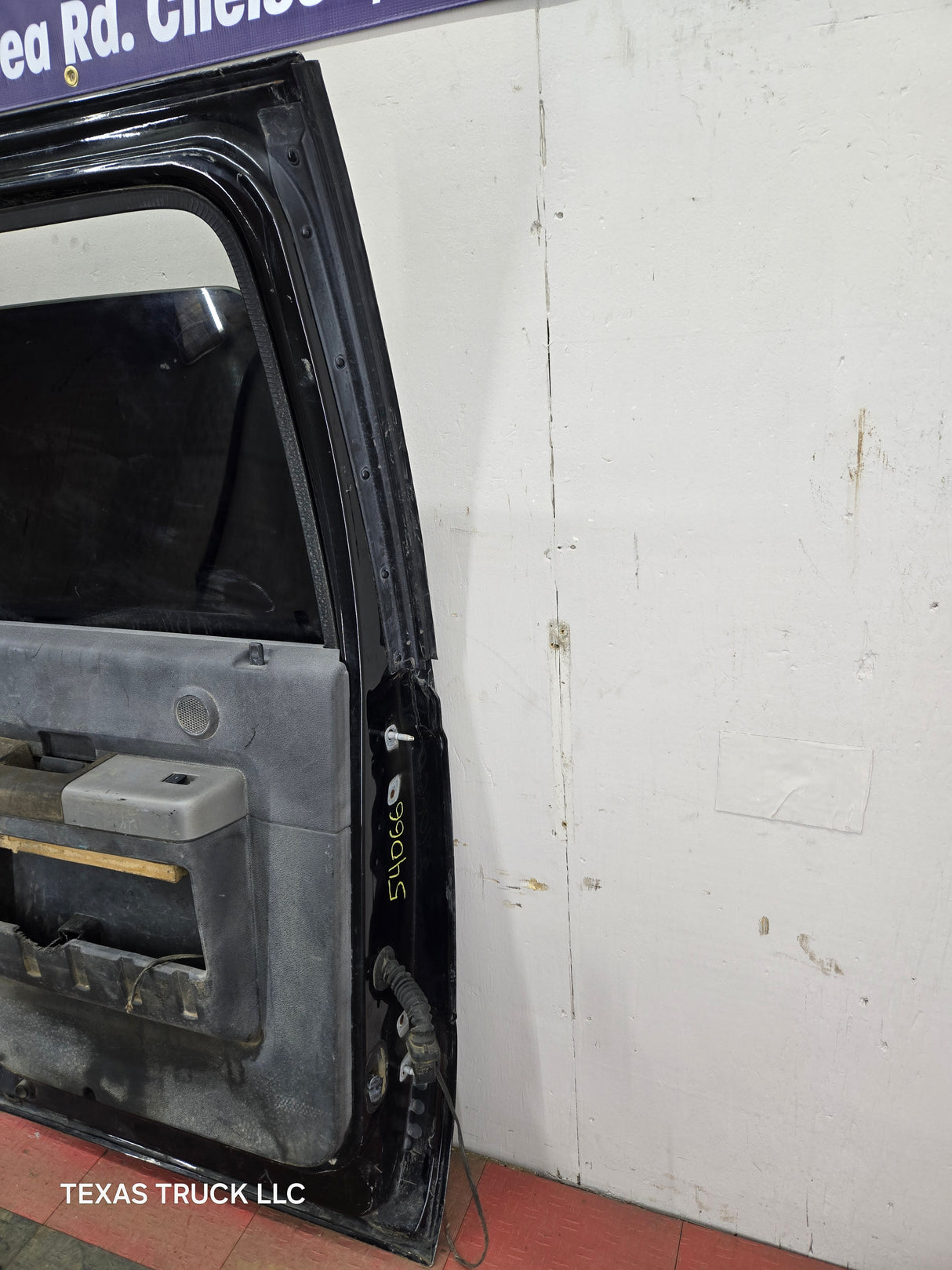 2008-2011 Ford Super Duty Driver Rear Door LH Crew Cab F250 F350 F450 F550