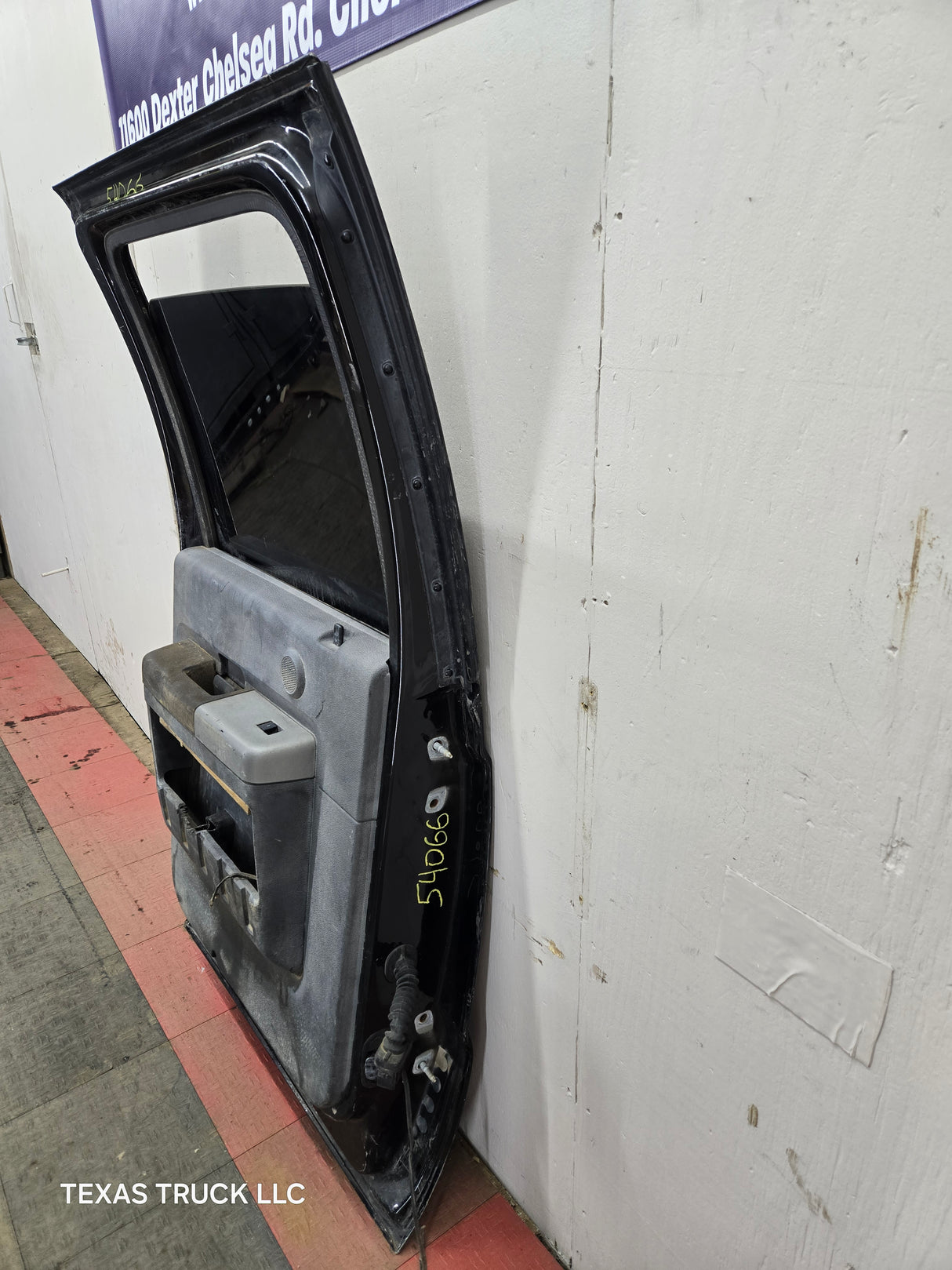 2008-2011 Ford Super Duty Driver Rear Door LH Crew Cab F250 F350 F450 F550