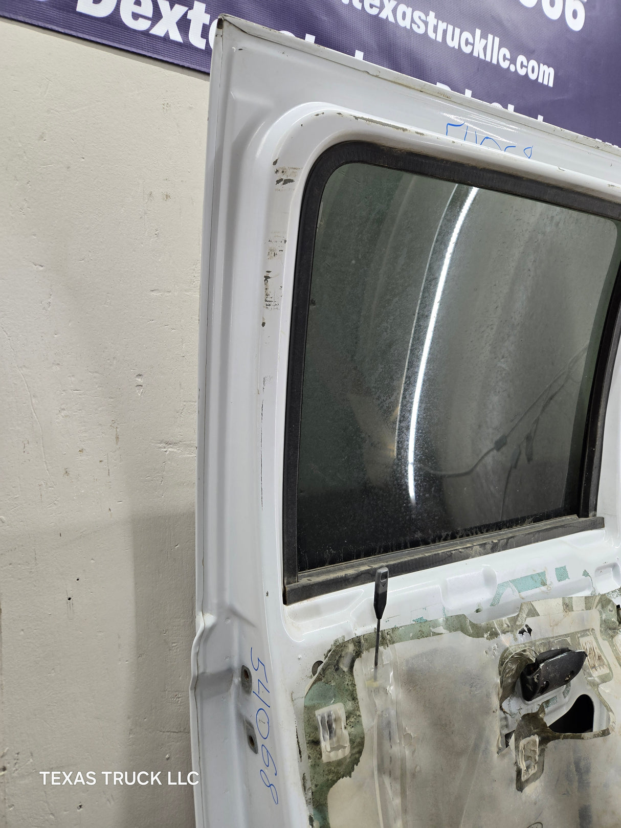 1999-2011 Ford Super Duty RH Passenger Side Rear Crew Cab Door F250 F350 F450 F550