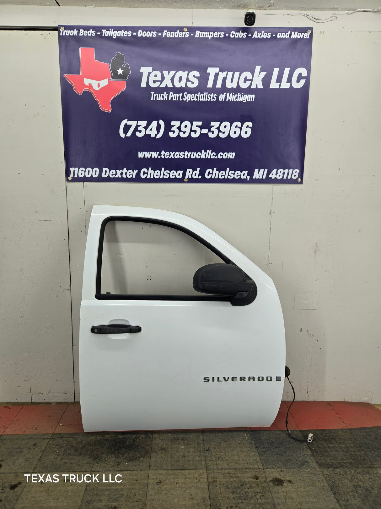 2007-2013 Chevrolet Silverado / GMC Sierra 1500 2500 3500 HD RH Front Passenger Side Door