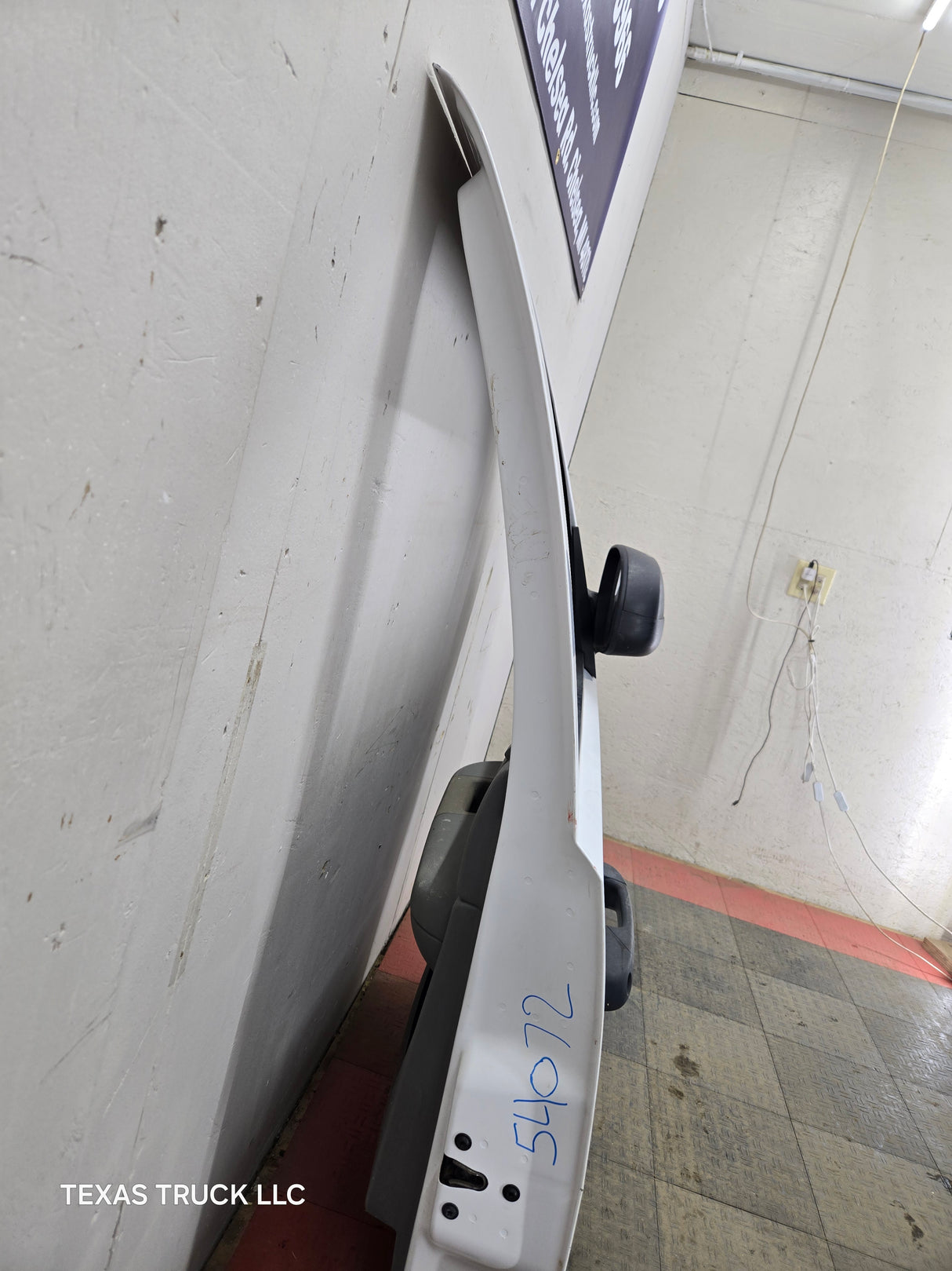 2007-2013 Chevrolet Silverado / GMC Sierra 1500 2500 3500 HD RH Front Passenger Side Door