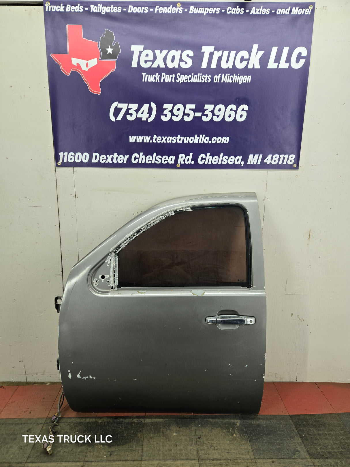 2007-2013 Chevrolet Silverado / GMC Sierra 1500 2500 3500 HD LH Front Driver Side Door