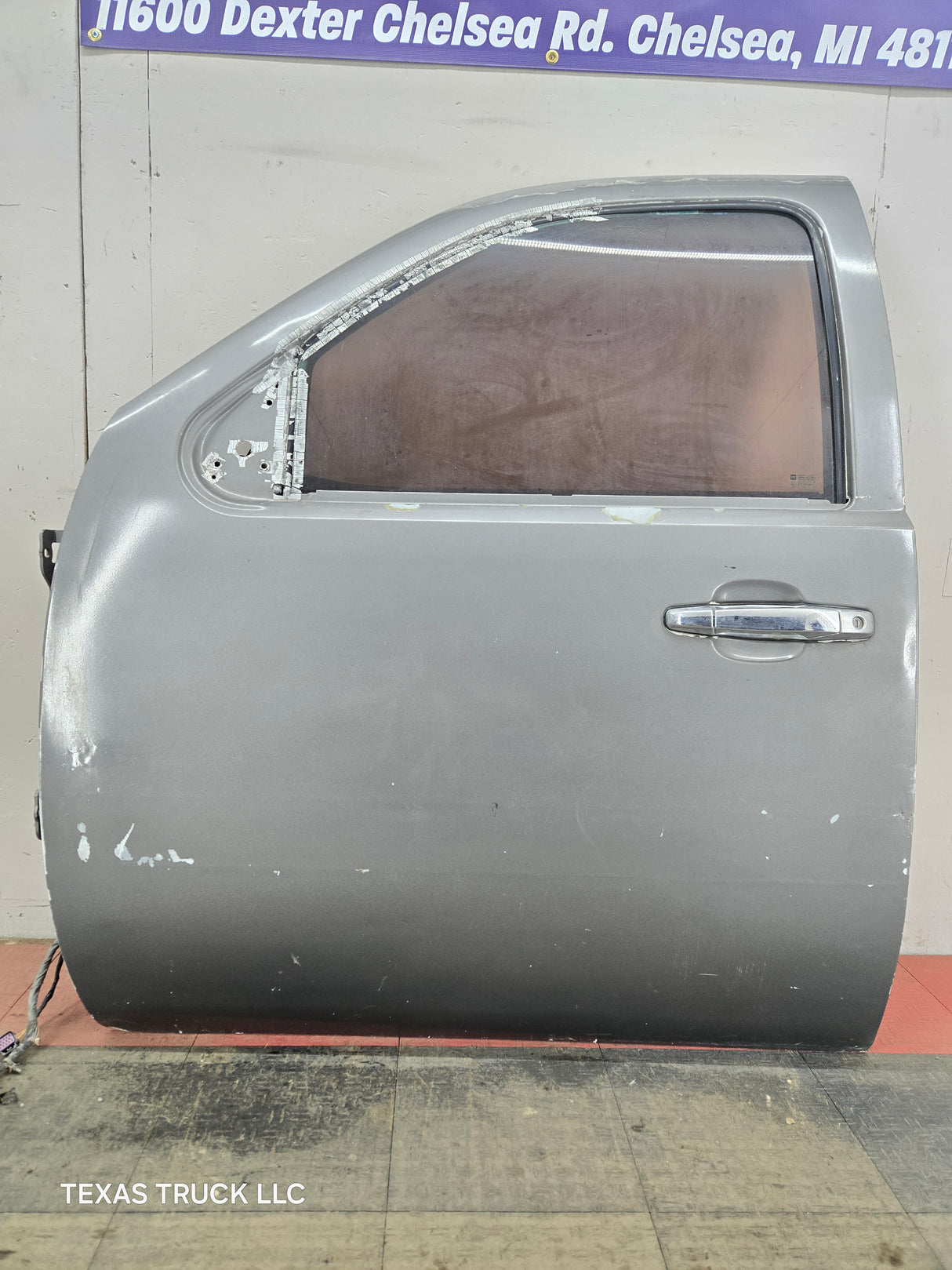 2007-2013 Chevrolet Silverado / GMC Sierra 1500 2500 3500 HD LH Front Driver Side Door