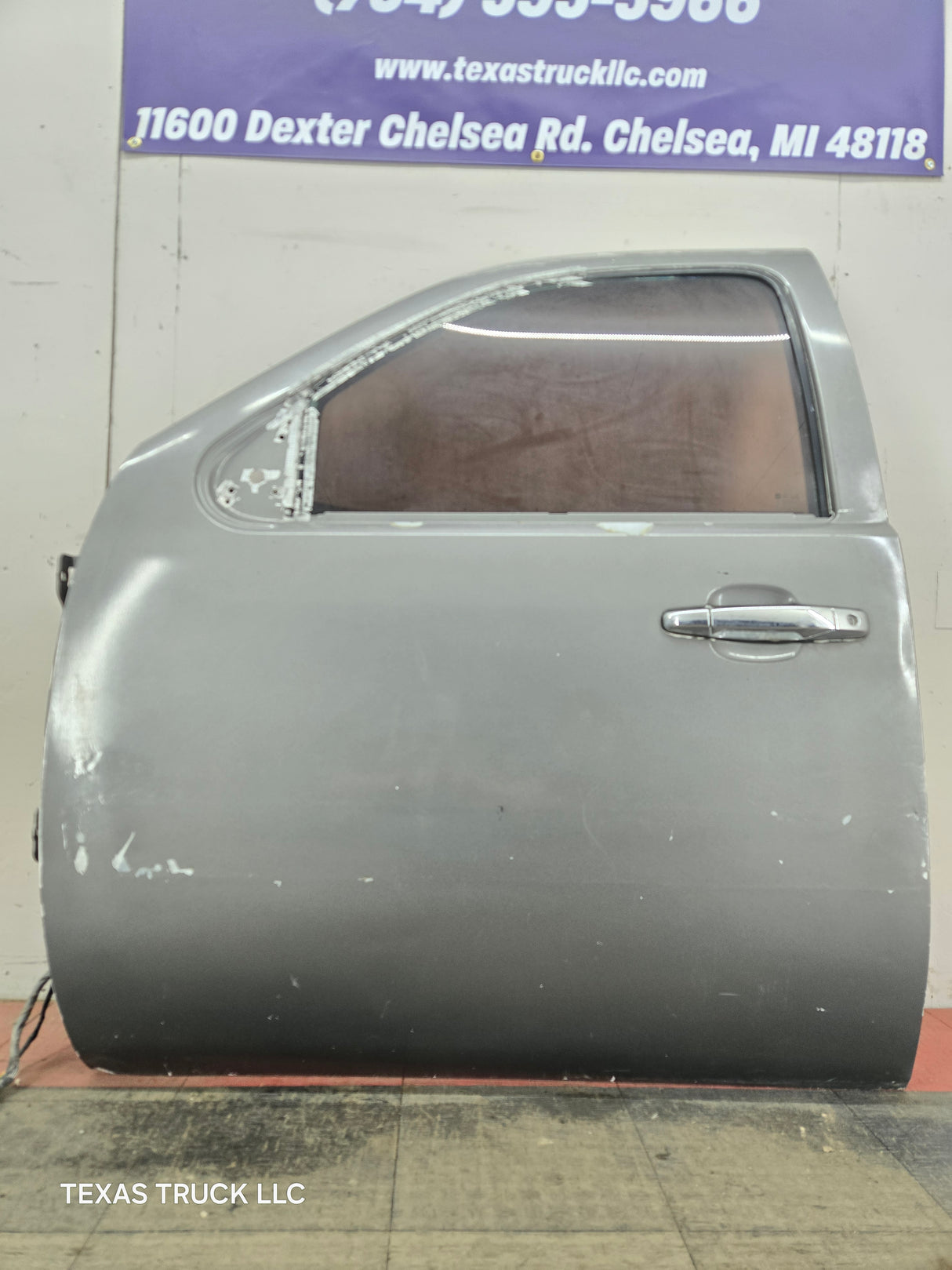 2007-2013 Chevrolet Silverado / GMC Sierra 1500 2500 3500 HD LH Front Driver Side Door