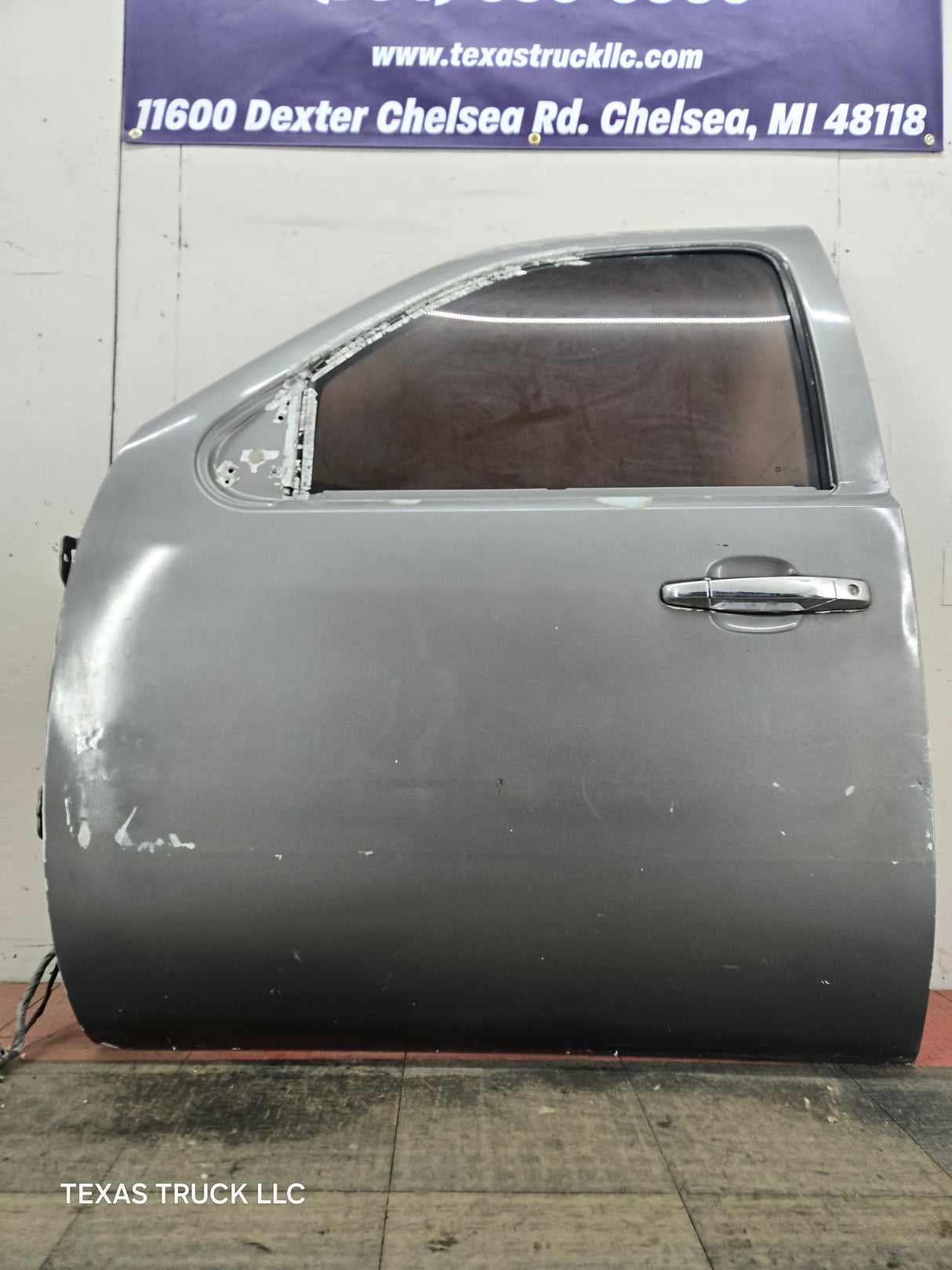 2007-2013 Chevrolet Silverado / GMC Sierra 1500 2500 3500 HD LH Front Driver Side Door
