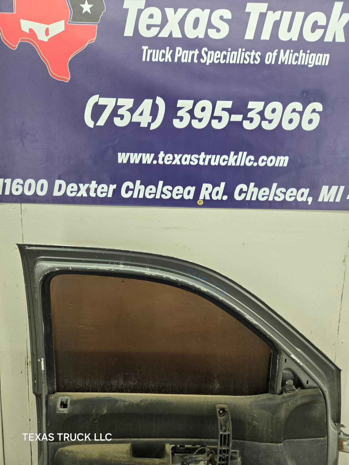 2007-2013 Chevrolet Silverado / GMC Sierra 1500 2500 3500 HD LH Front Driver Side Door