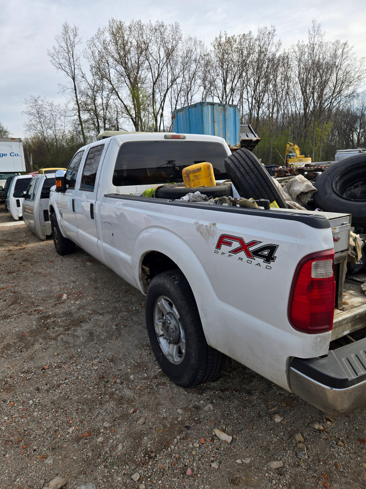 2011 Ford F-250 Crew Cab Long Bed Super Duty 6.7L Power Stroke - FULL PART OUT
