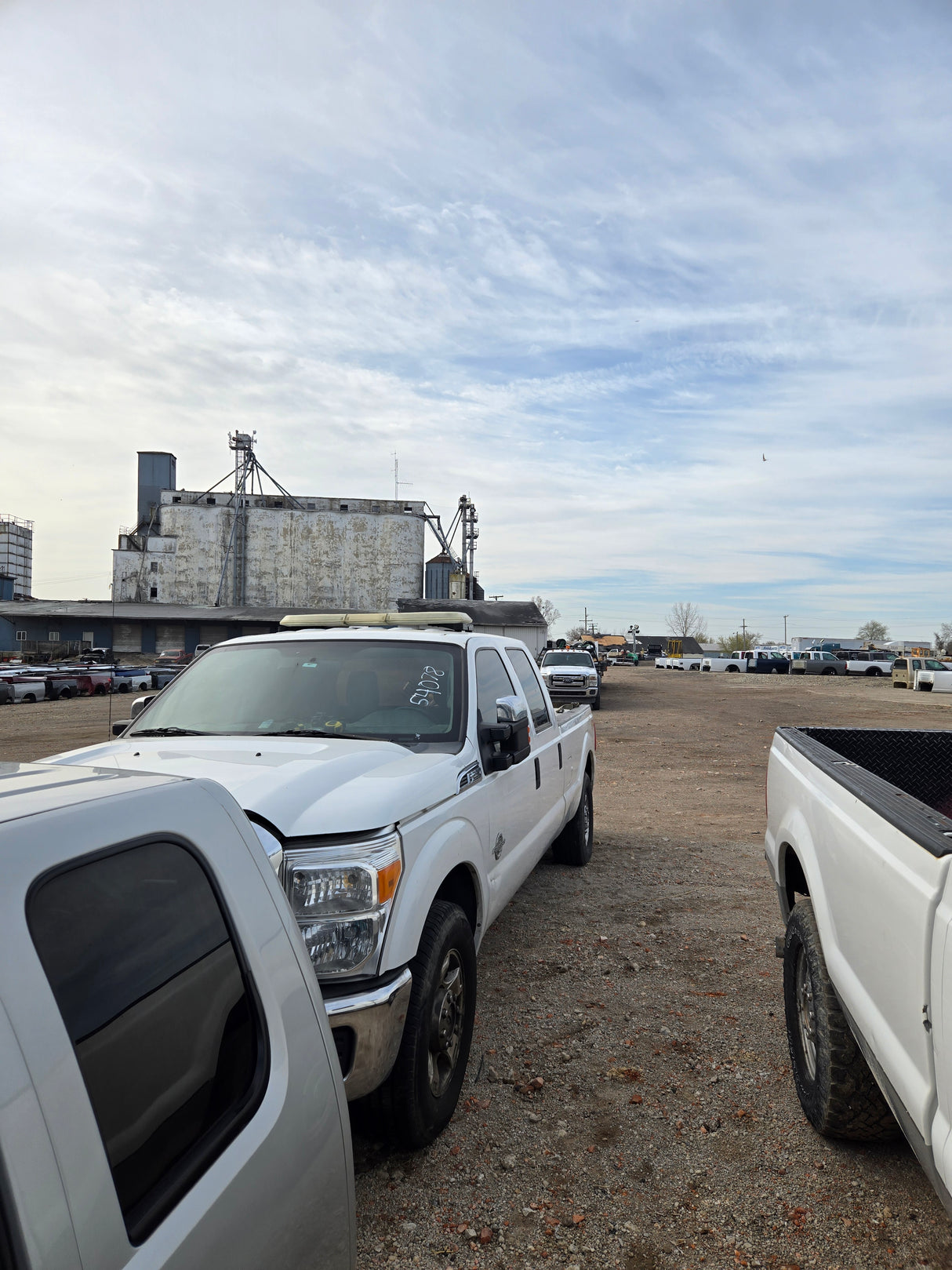 2011 Ford F-250 Crew Cab Long Bed Super Duty 6.7L Power Stroke - FULL PART OUT