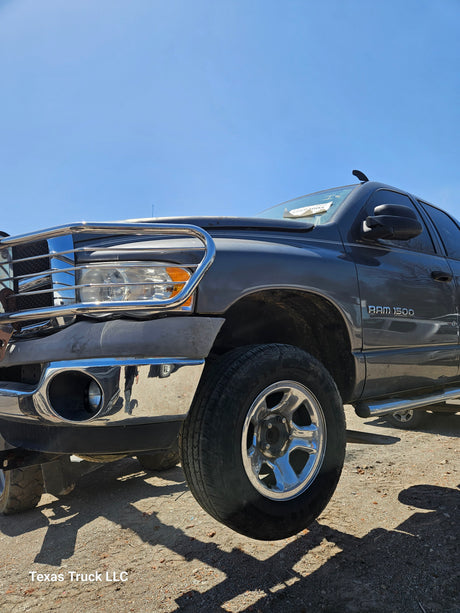 2004 Dodge Ram 1500 Crew Cab - FULL PART OUT