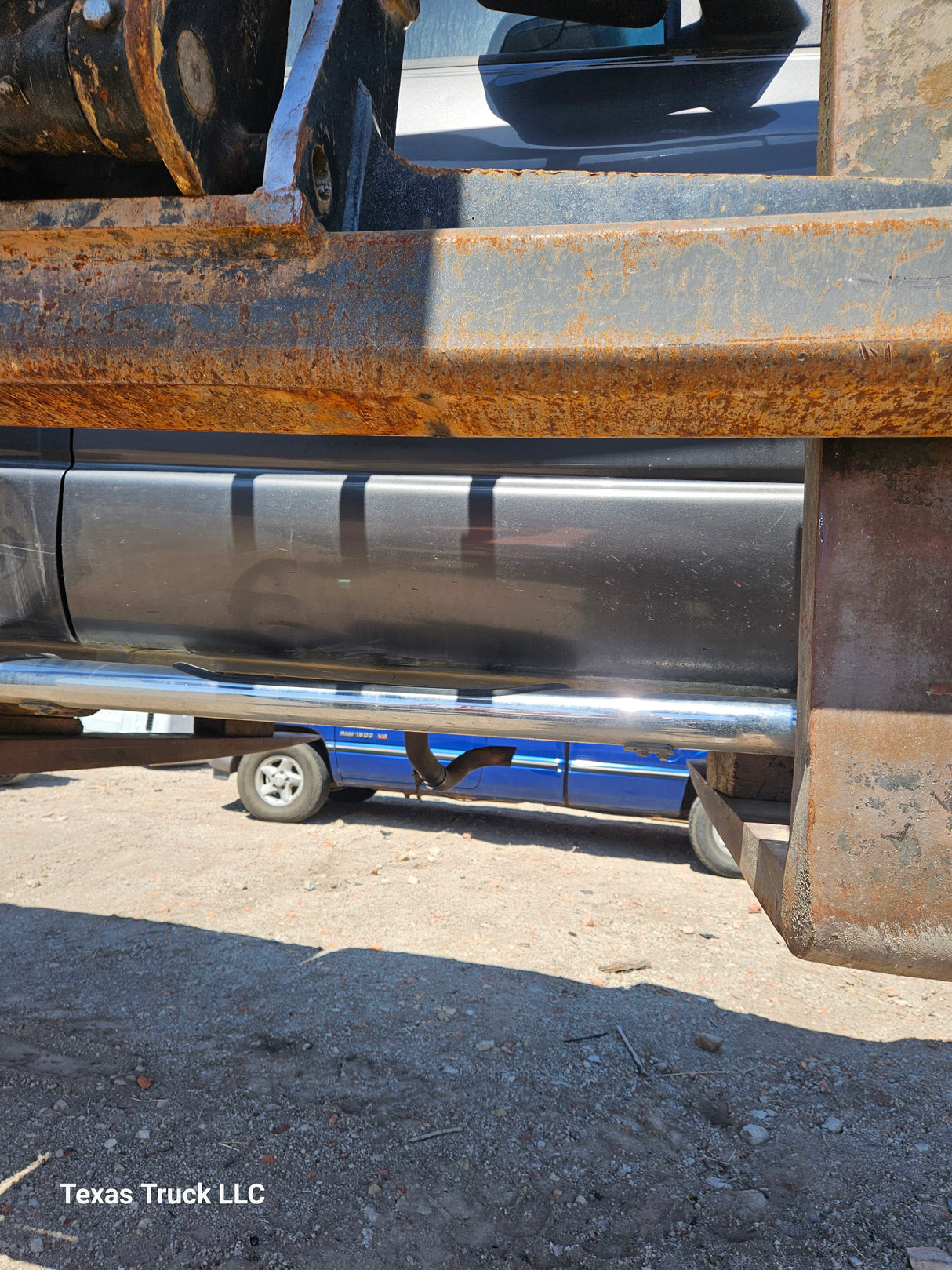 2004 Dodge Ram 1500 Crew Cab - FULL PART OUT