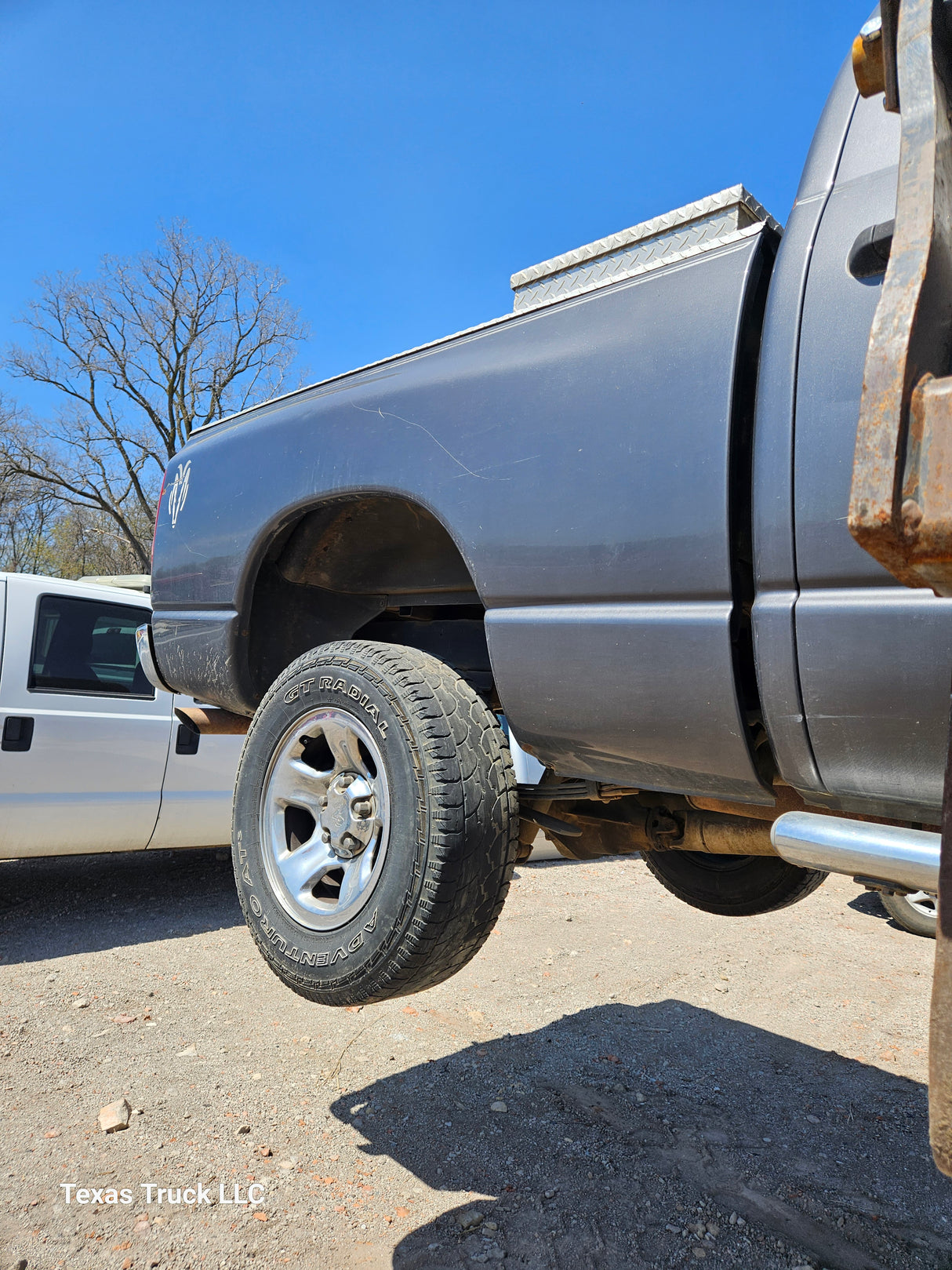 2004 Dodge Ram 1500 Crew Cab - FULL PART OUT