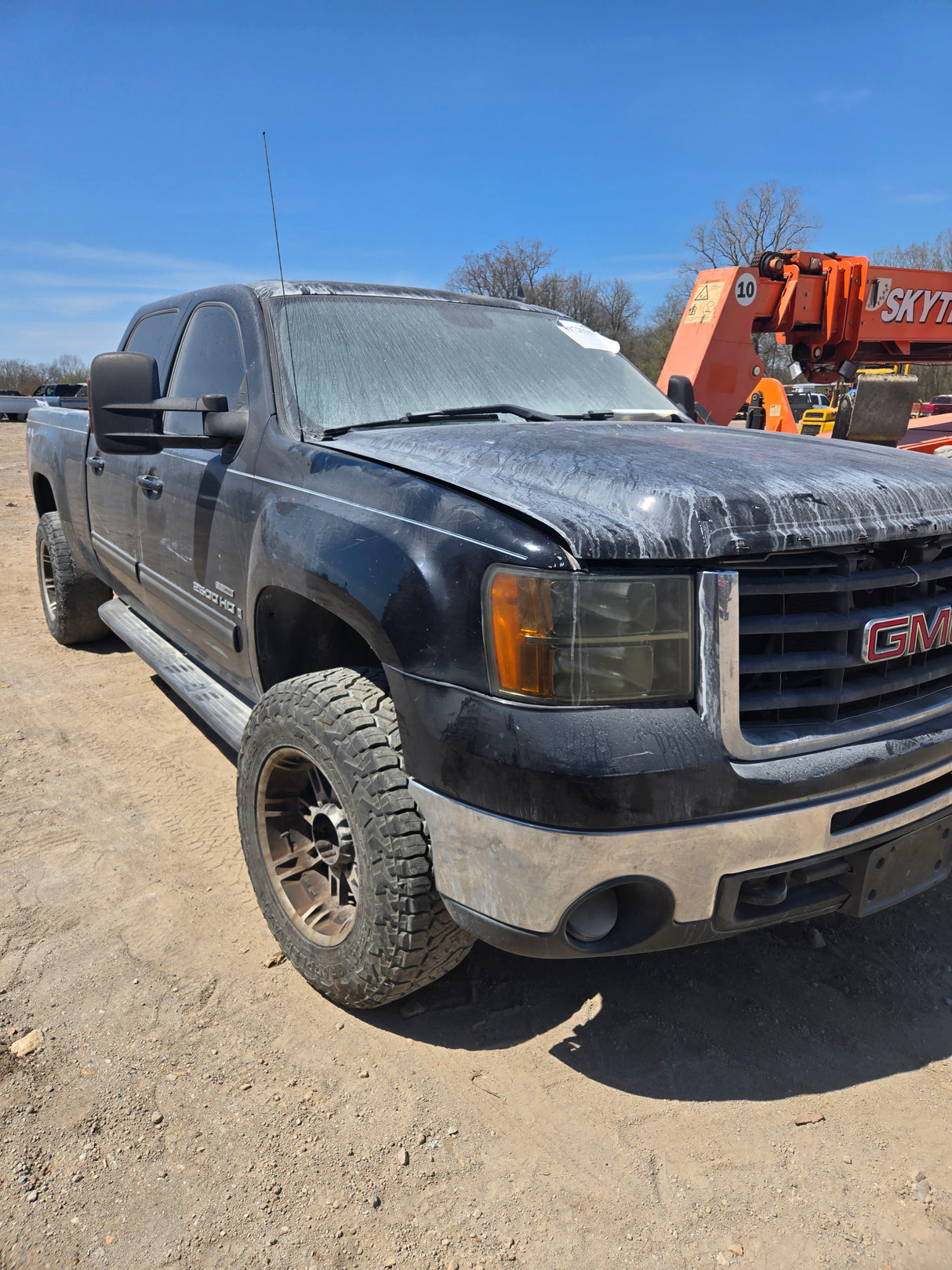 2007 GMC Sierra 2500 HD - FULL PART OUT