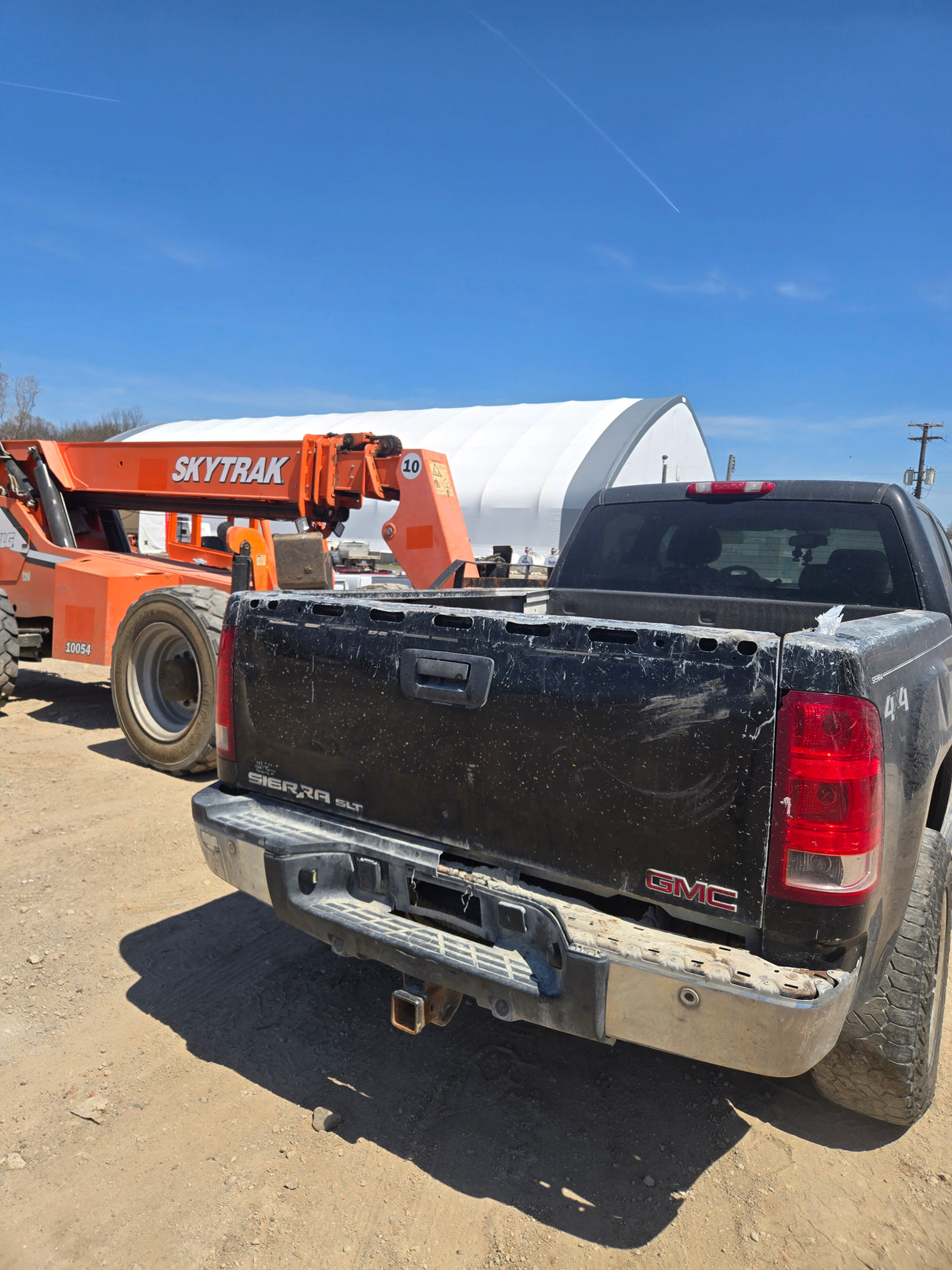 2007 GMC Sierra 2500 HD - FULL PART OUT