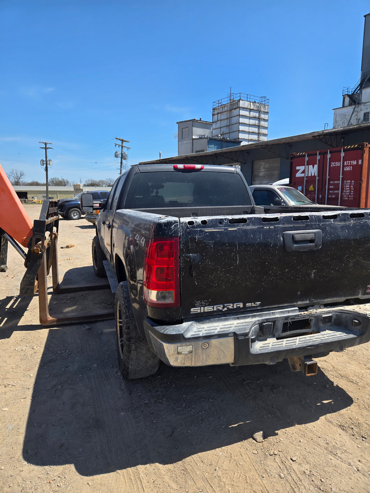 2007 GMC Sierra 2500 HD - FULL PART OUT