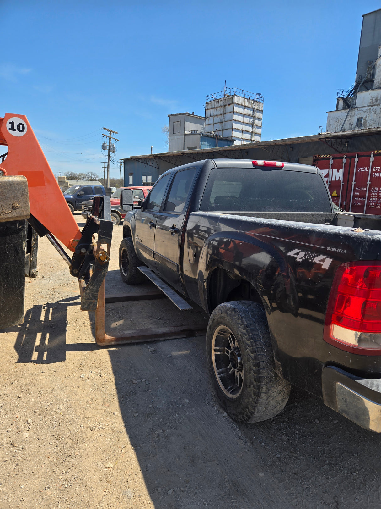2007 GMC Sierra 2500 HD - FULL PART OUT