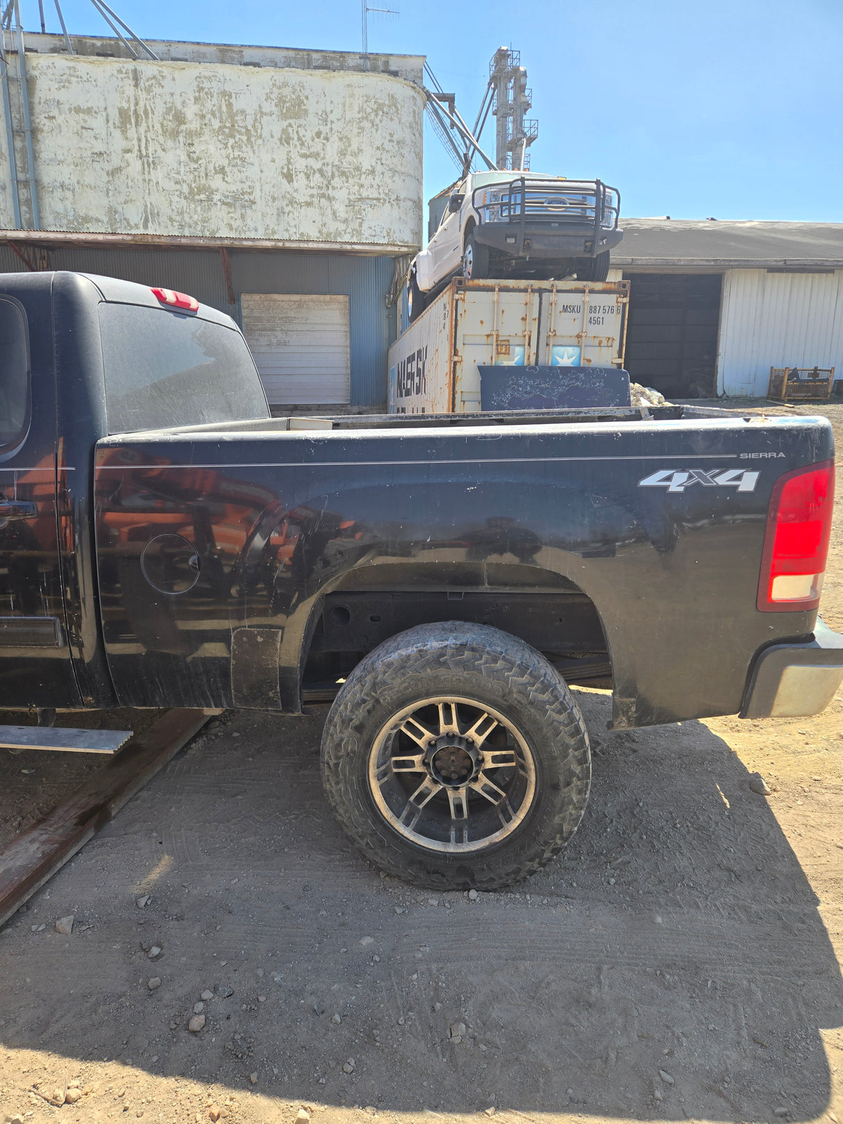 2007 GMC Sierra 2500 HD - FULL PART OUT