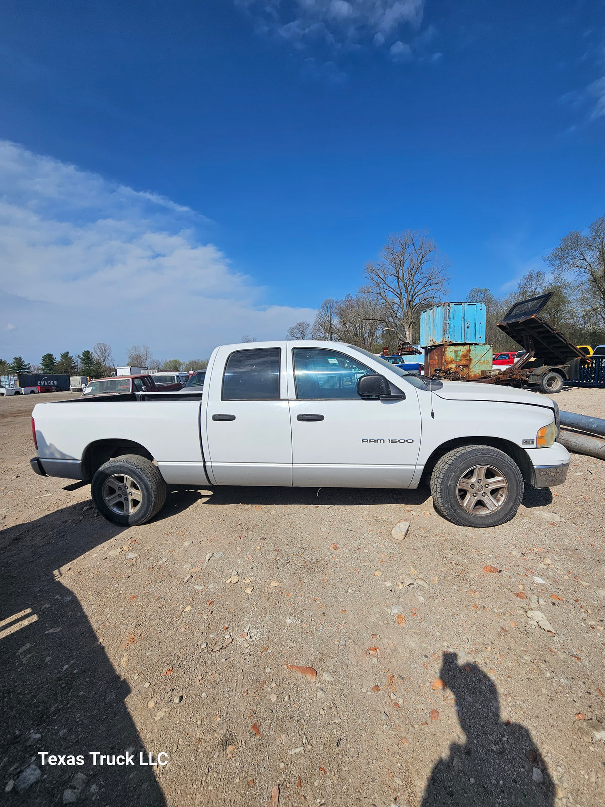 2005 Dodge Ram 1500 Crew Cab 6.4' Short Bed - FULL PART OUT