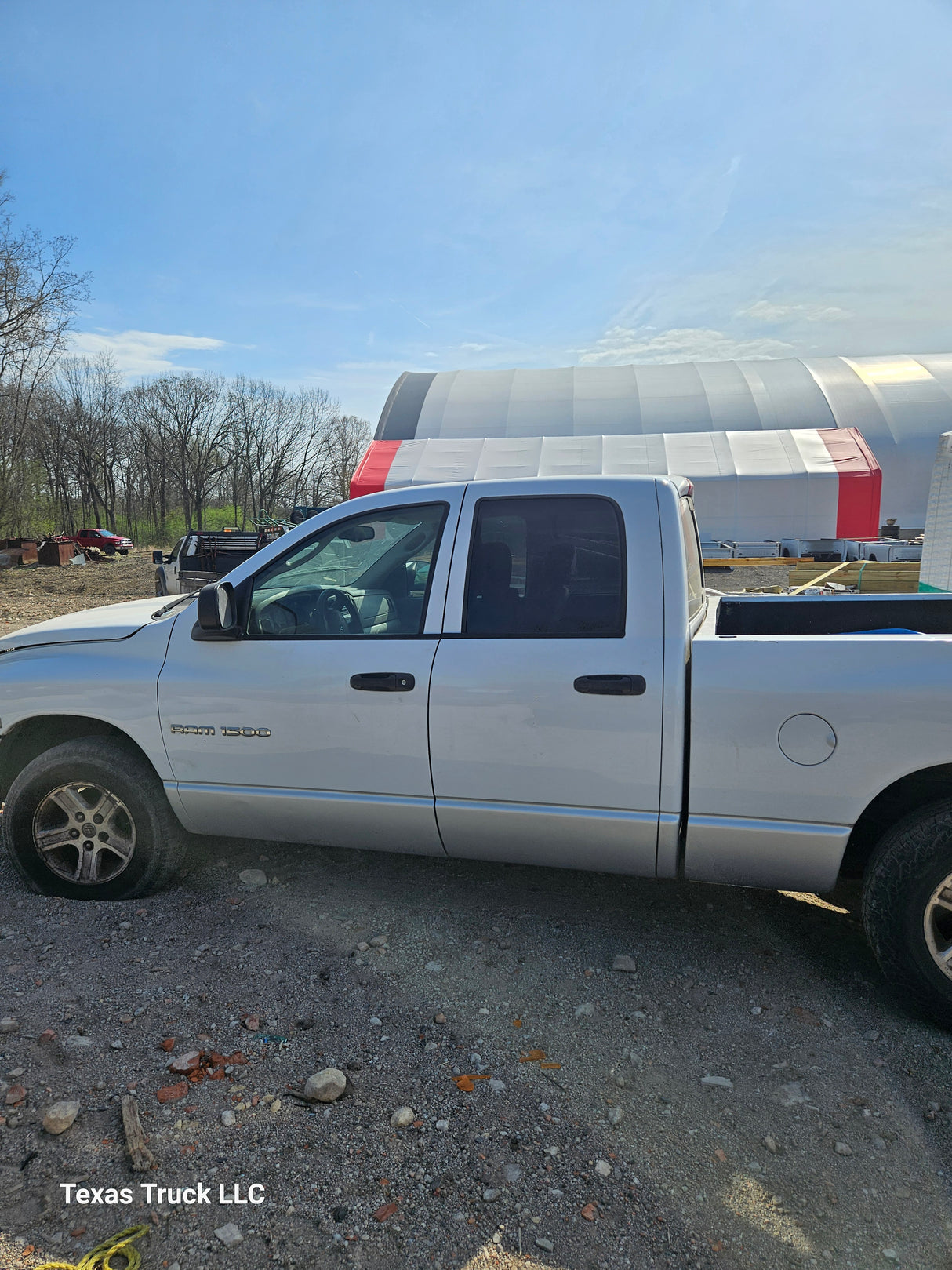 2005 Dodge Ram 1500 Crew Cab 6.4' Short Bed - FULL PART OUT
