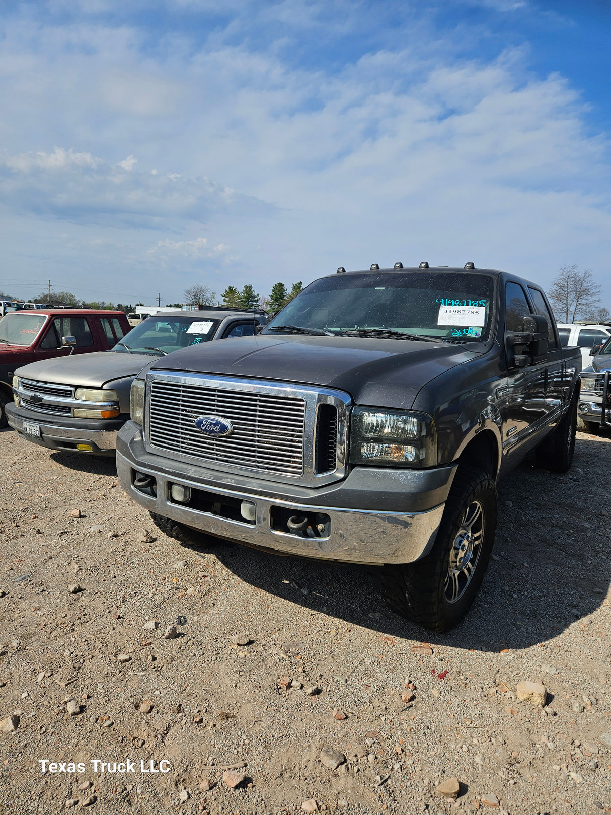 2006 Ford F-250 Super Duty 6.0L Power Stroke - FULL PART OUT