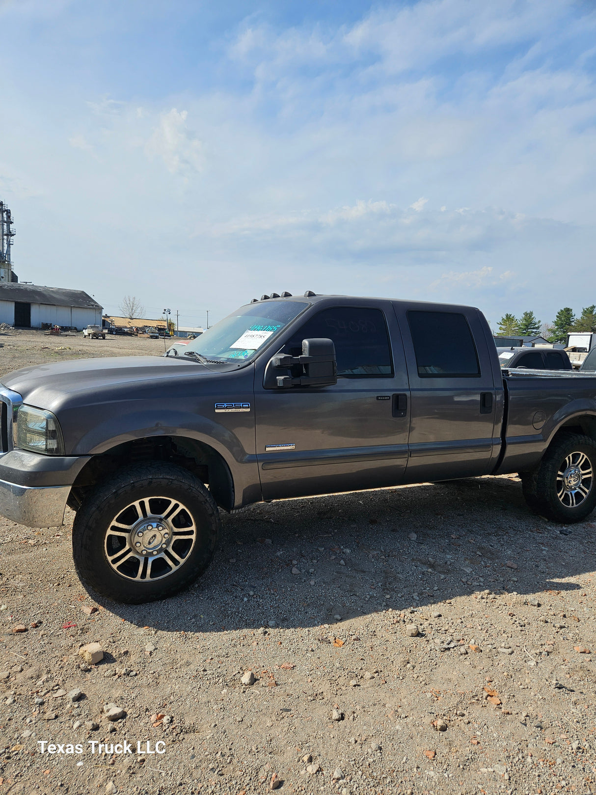 2006 Ford F-250 Super Duty 6.0L Power Stroke - FULL PART OUT