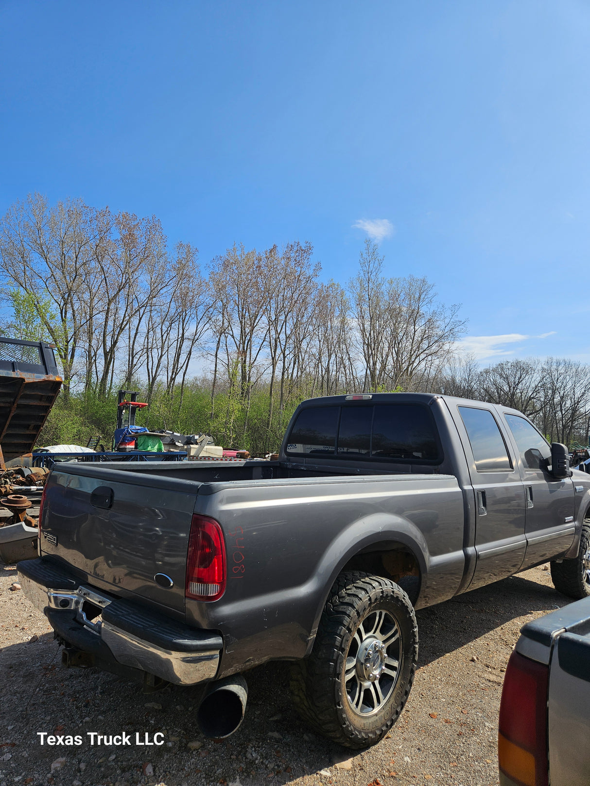 2006 Ford F-250 Super Duty 6.0L Power Stroke - FULL PART OUT