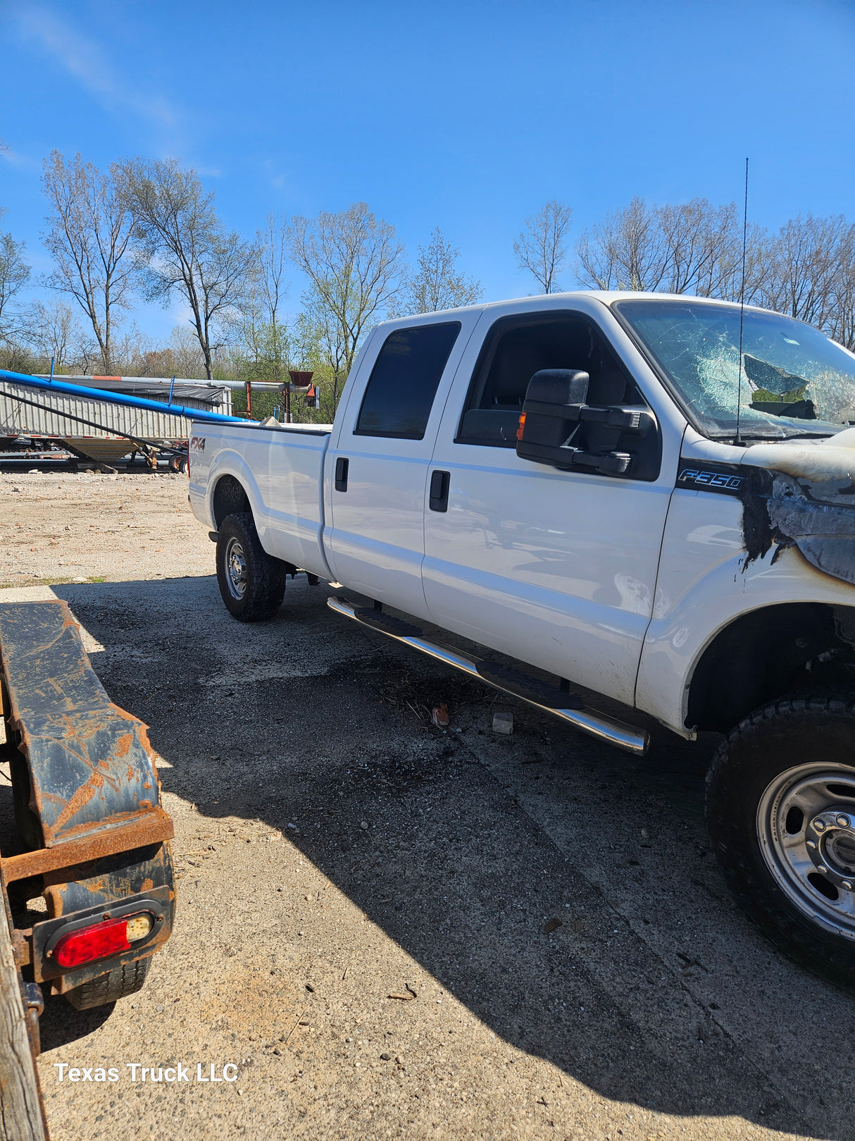 2013 Ford F-350 Super Duty 6.2L Gas 4x4 - FULL PART OUT