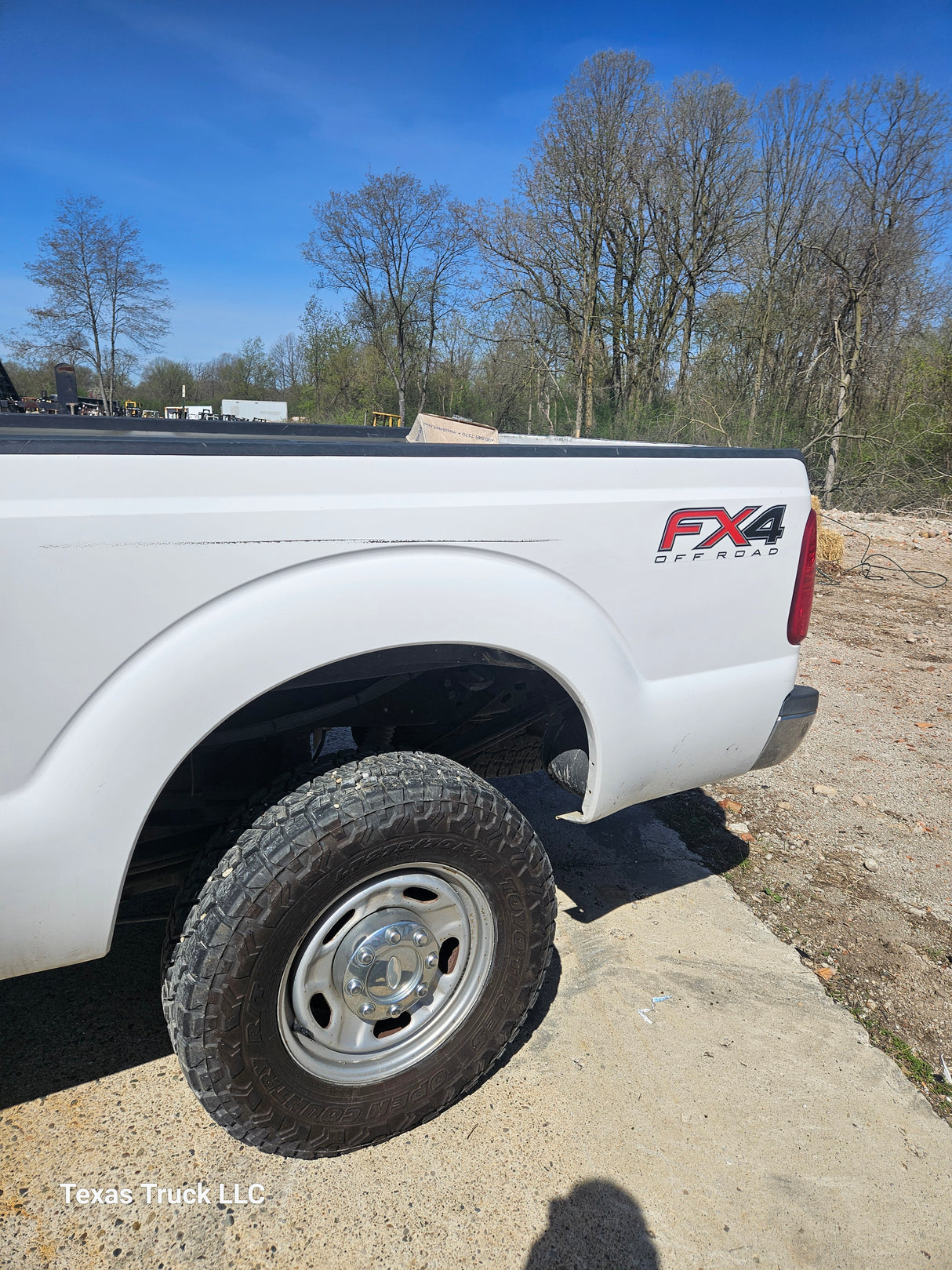 2013 Ford F-350 Super Duty 6.2L Gas 4x4 - FULL PART OUT