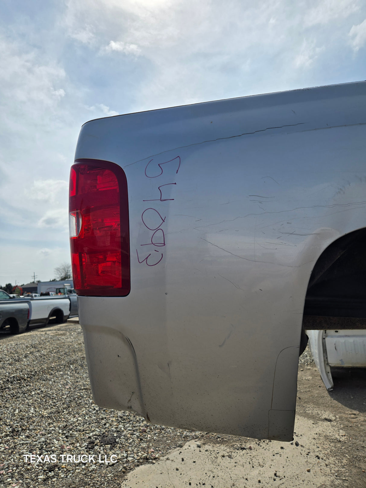 2007-2013 Chevrolet Silverado 1500 2500 3500 HD 6' 6" Short Truck Bed