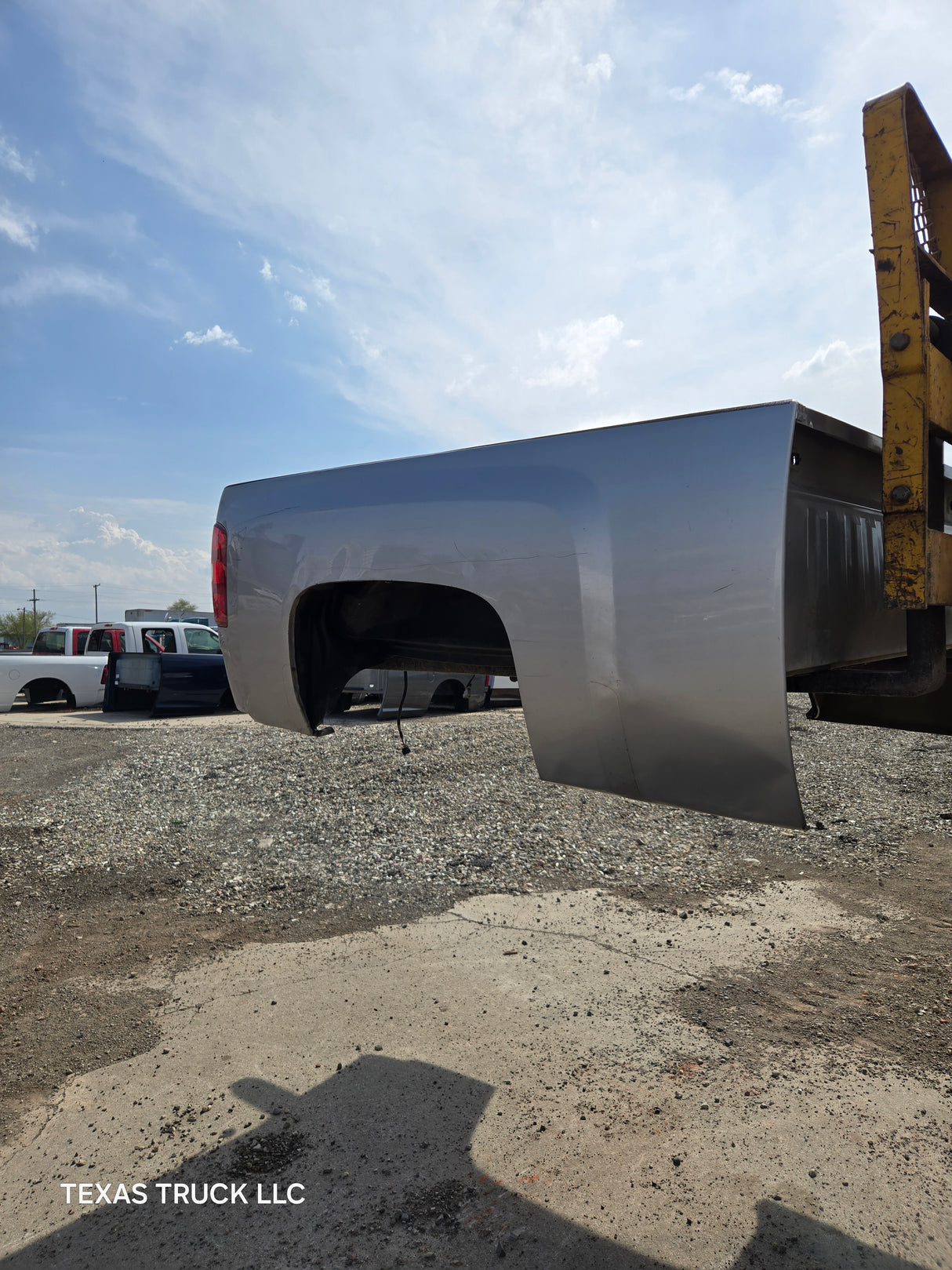 2007-2013 Chevrolet Silverado 1500 2500 3500 HD 6' 6" Short Truck Bed