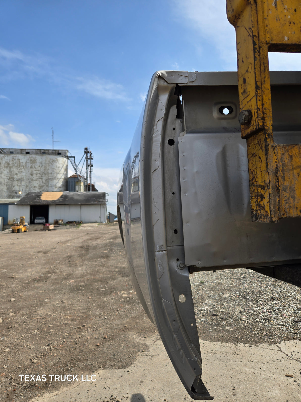 2007-2013 Chevrolet Silverado 1500 2500 3500 HD 6' 6" Short Truck Bed