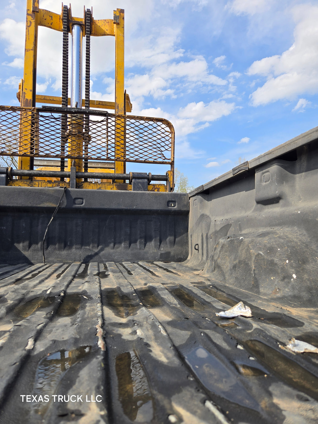 2007-2013 Chevrolet Silverado 1500 2500 3500 HD 6' 6" Short Truck Bed