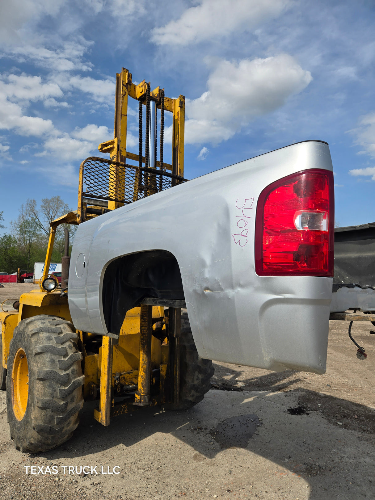 2007-2013 Chevrolet Silverado 1500 2500 3500 HD 6' 6" Short Truck Bed